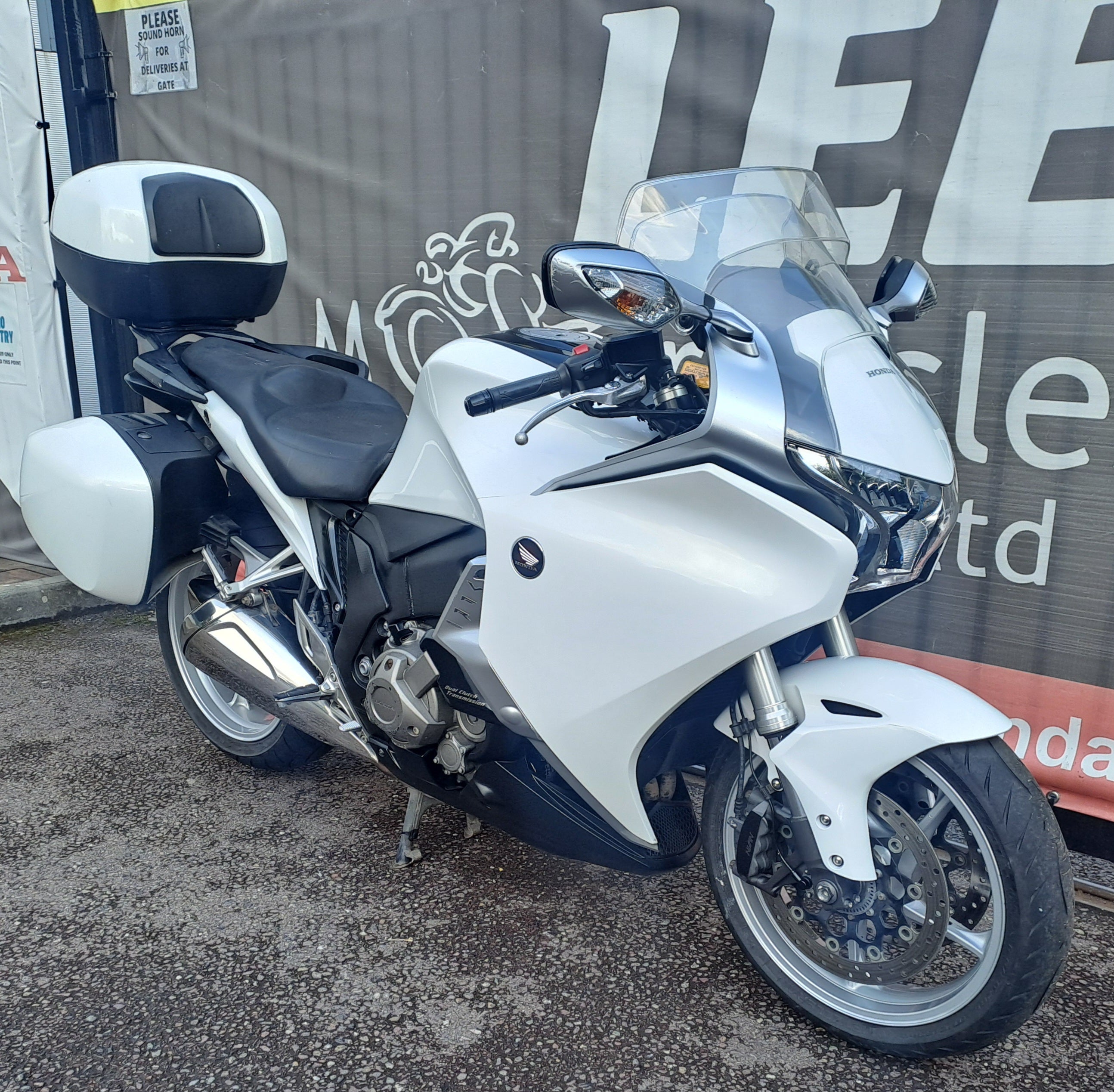 2013 HONDA VFR1200F DCT