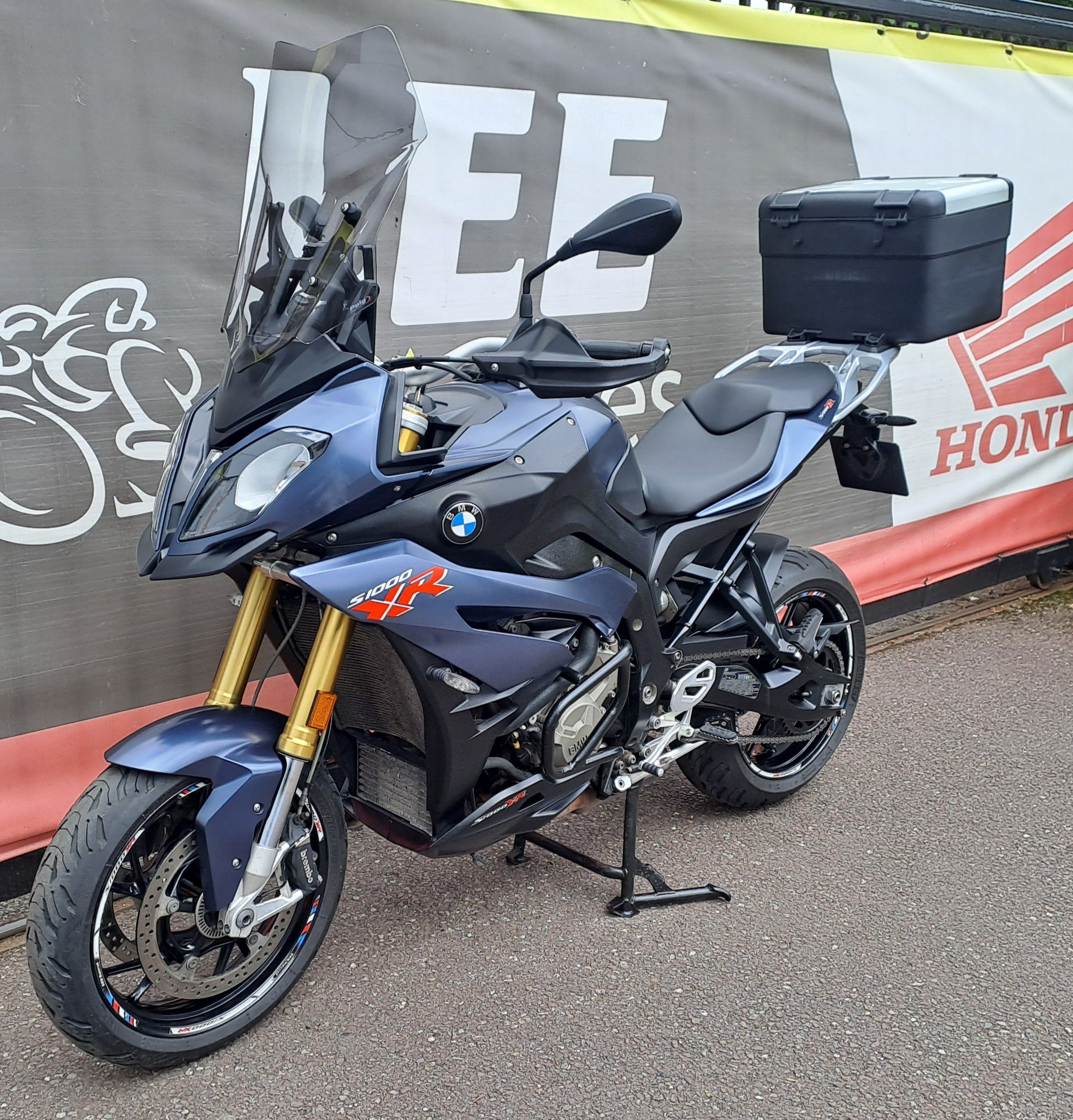 2017 BMW S1000XR