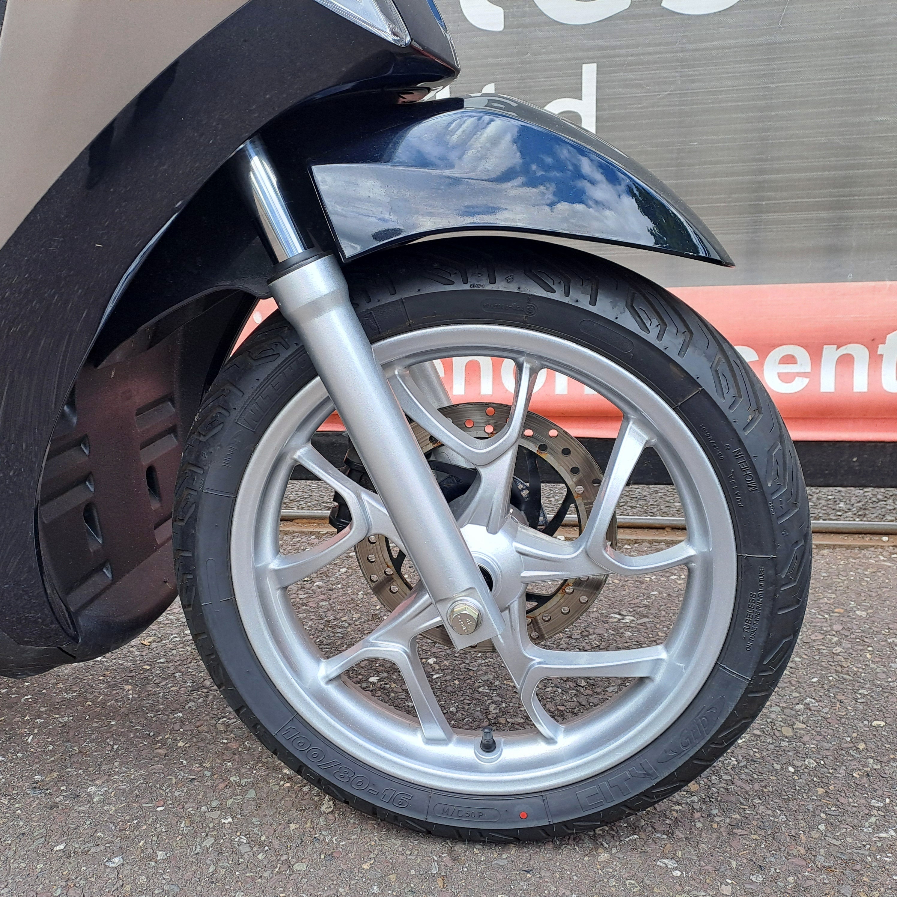 2024 PIAGGIO MEDLEY 125