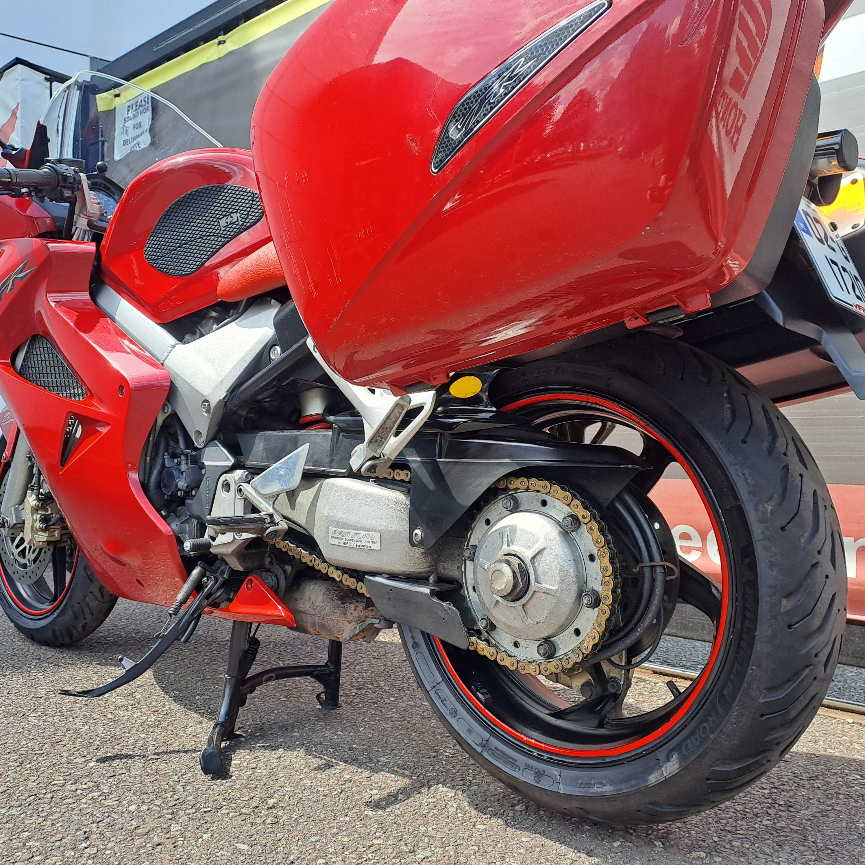 2002 HONDA VFR800 V-TEC