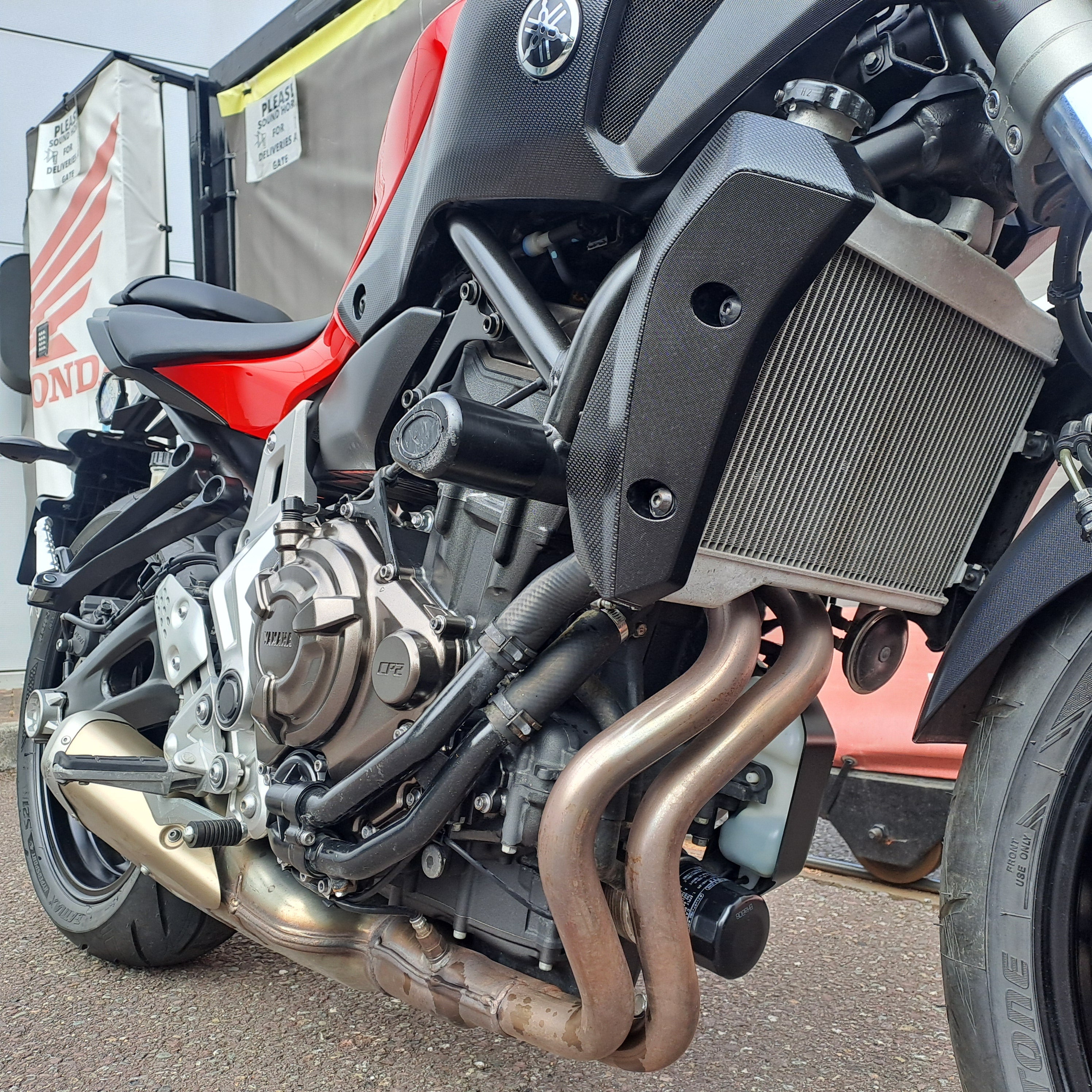 *SOLD* 2014 YAMAHA MT-07