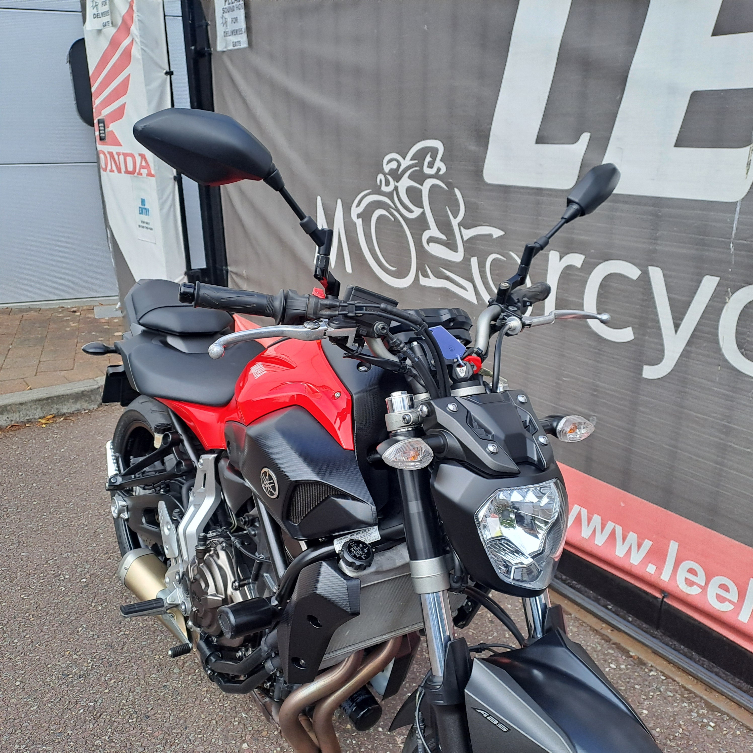 *SOLD* 2014 YAMAHA MT-07