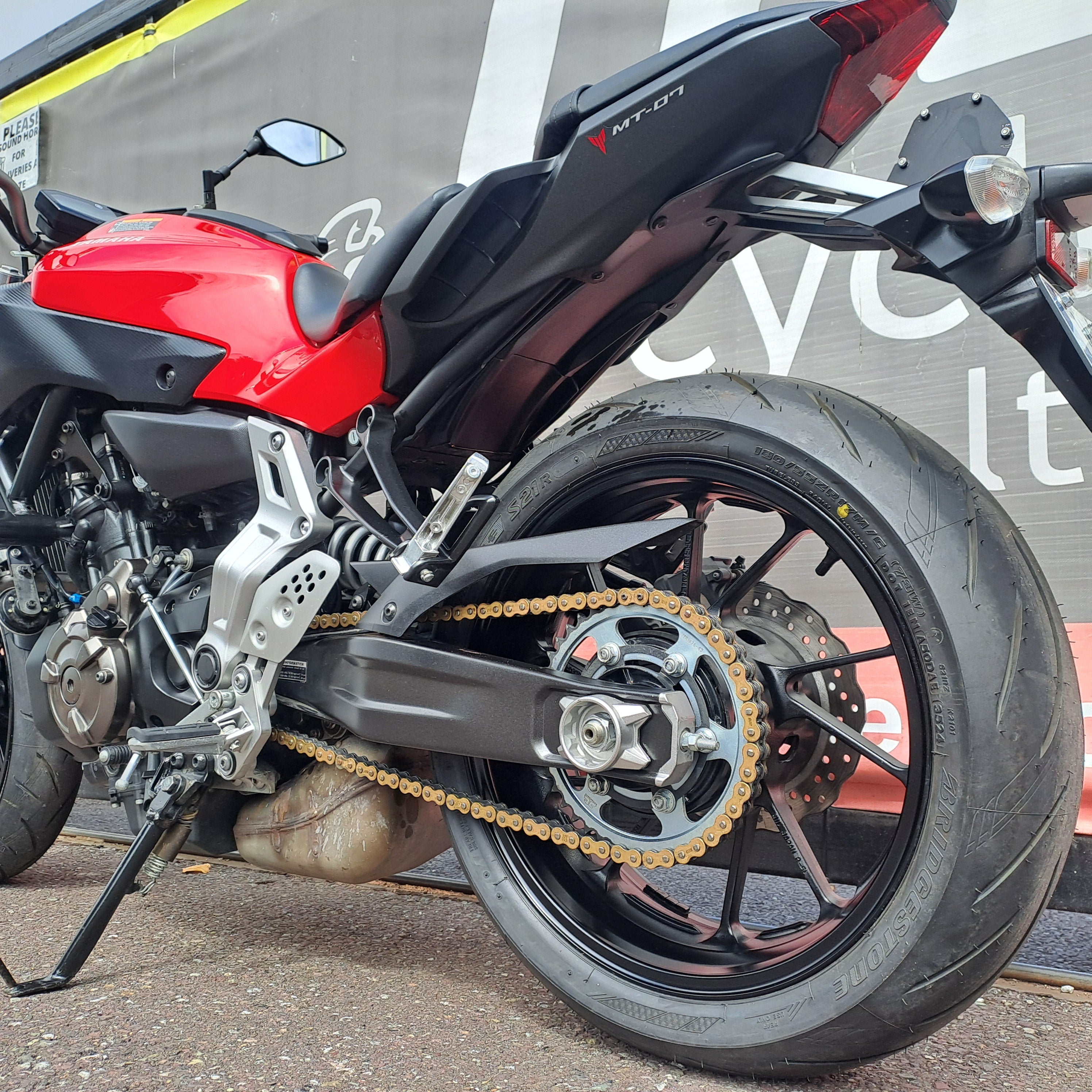 *SOLD* 2014 YAMAHA MT-07
