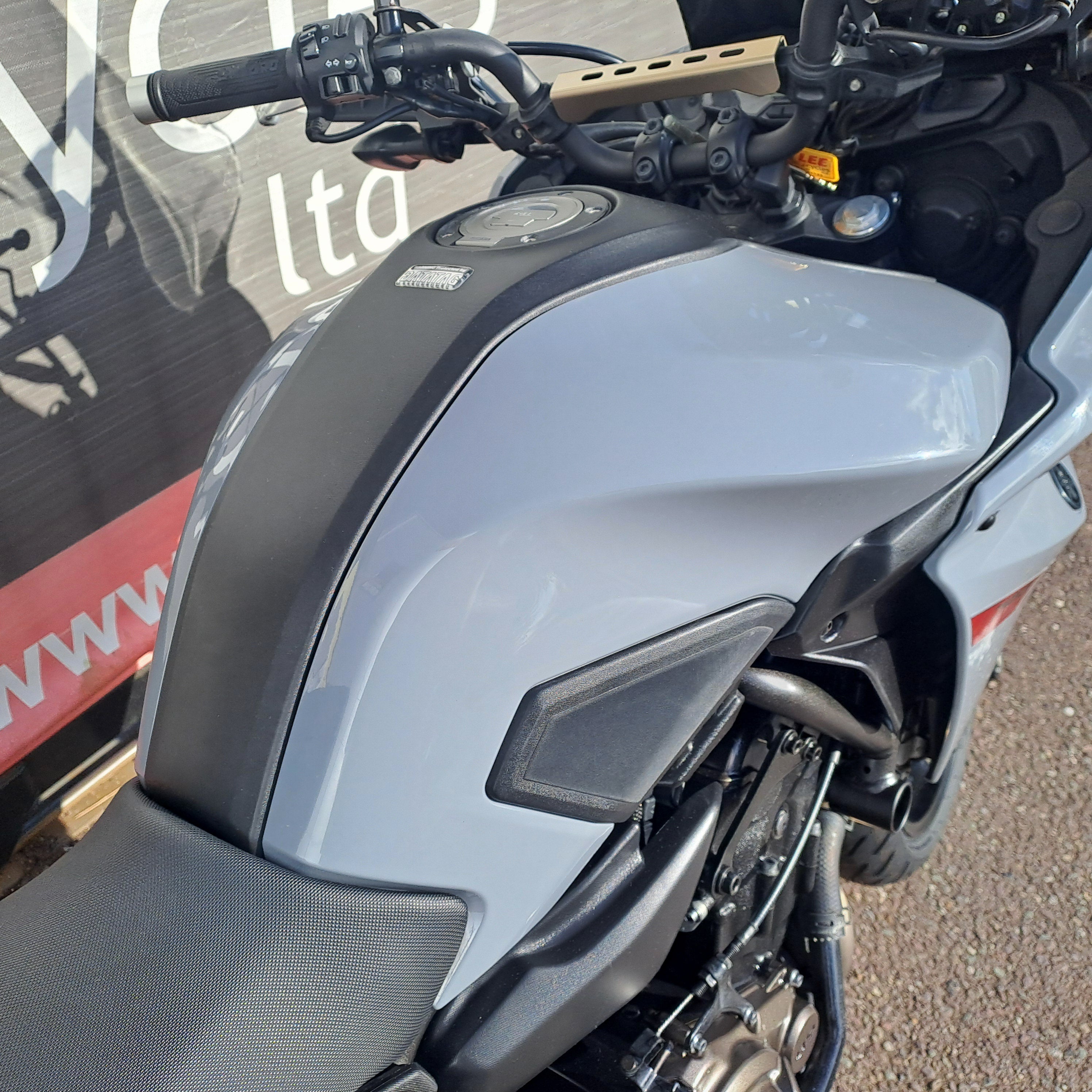 2019 YAMAHA MT-07 TRACER