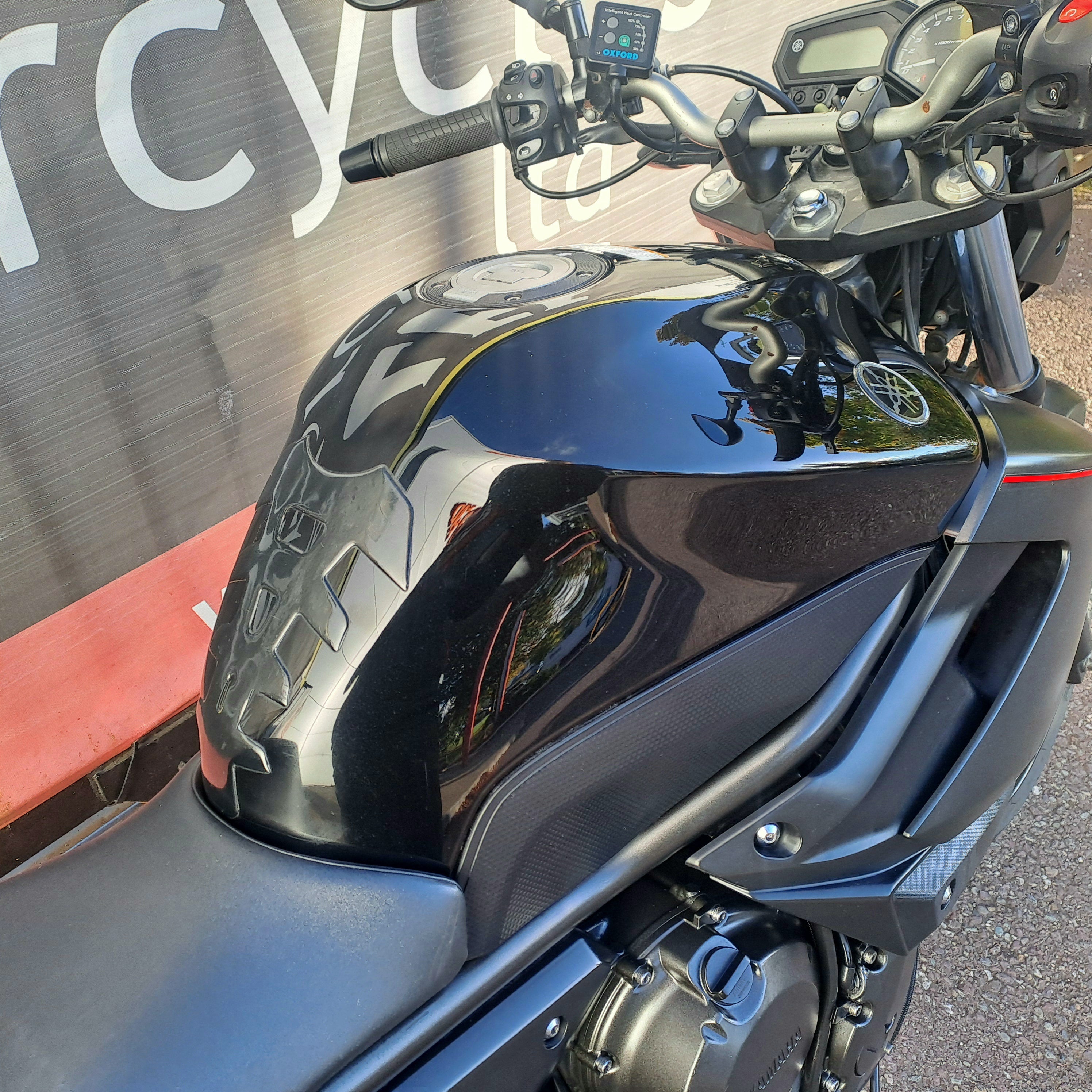 2013 YAMAHA XJ-6
