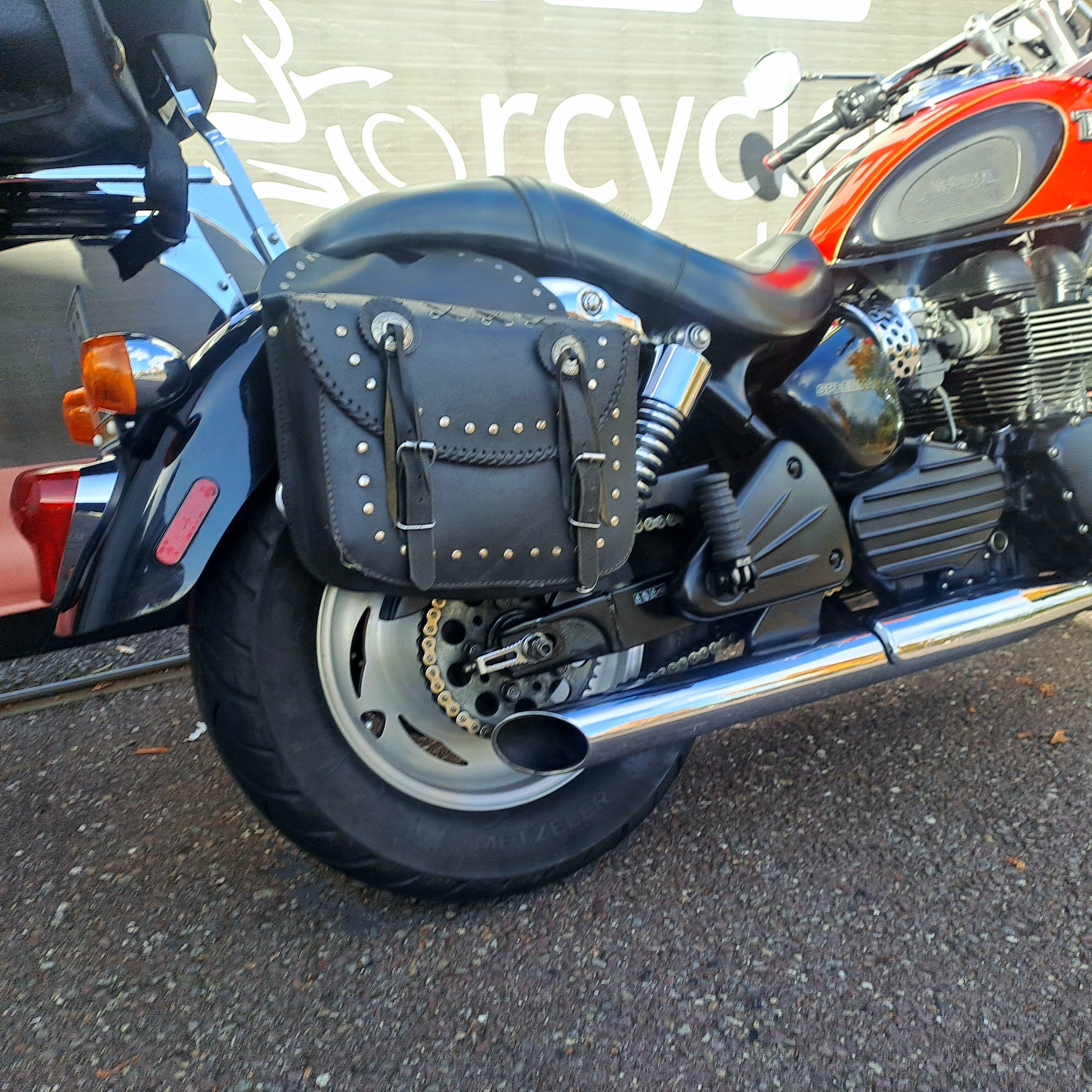 2003 TRIUMPH SPEEDMASTER 800