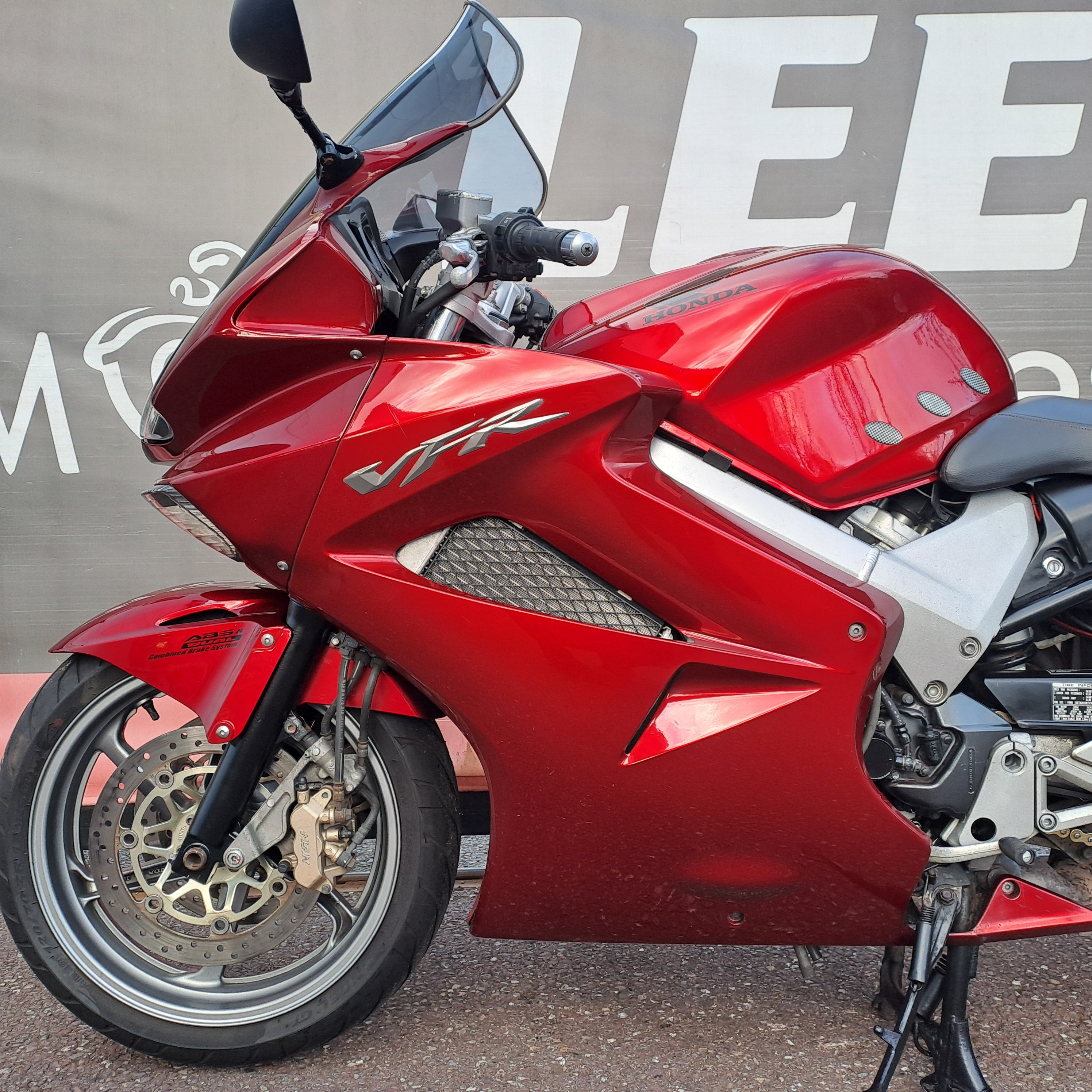 2008 HONDA VFR800 V-TEC