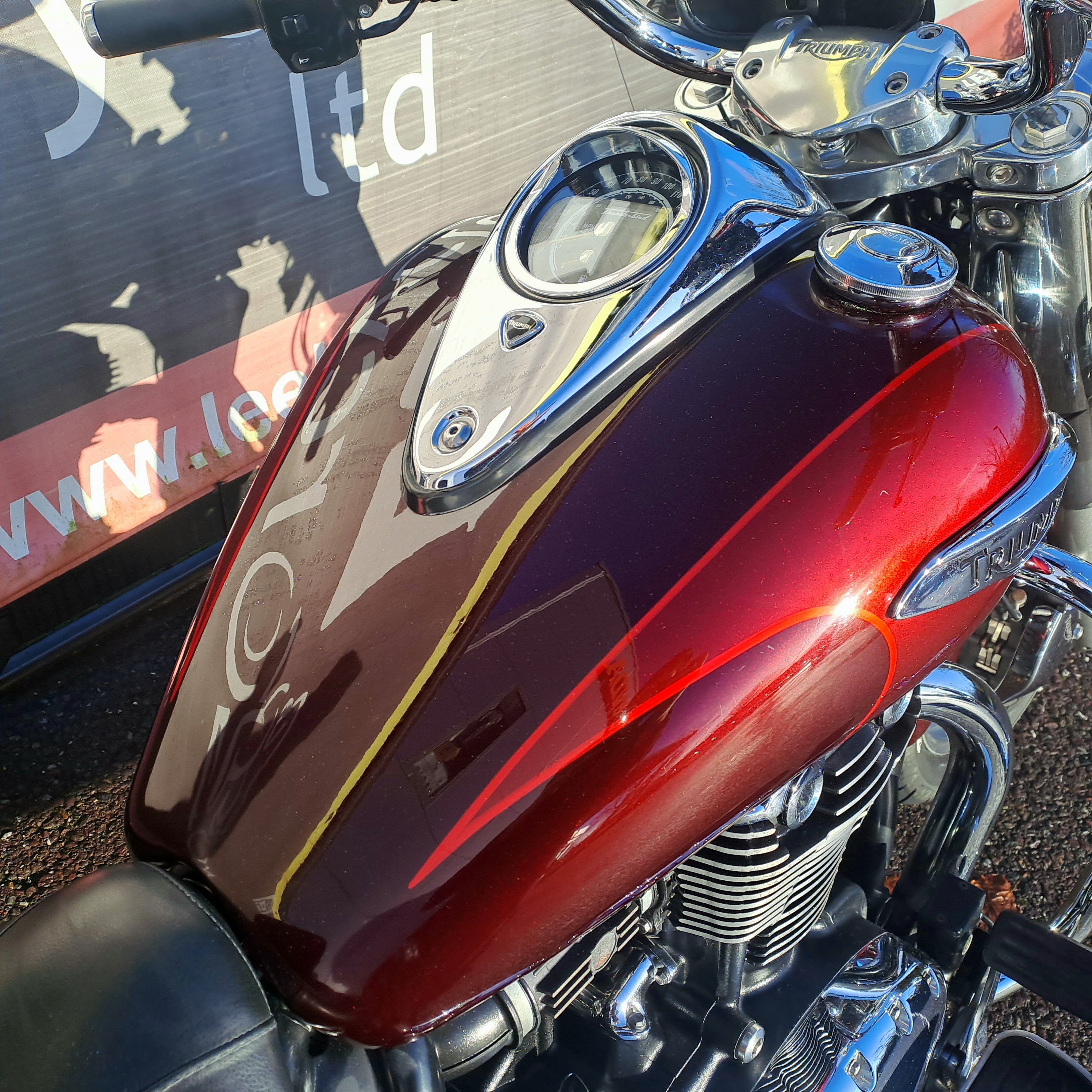 2014 TRIUMPH THUNDERBIRD COMMANDER 1700