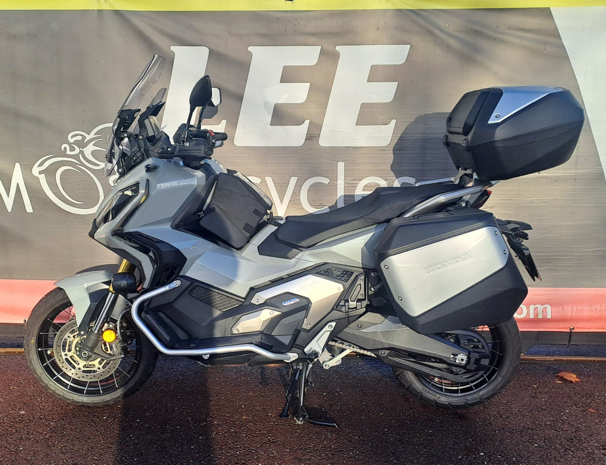 2022 Grey ADV 750
