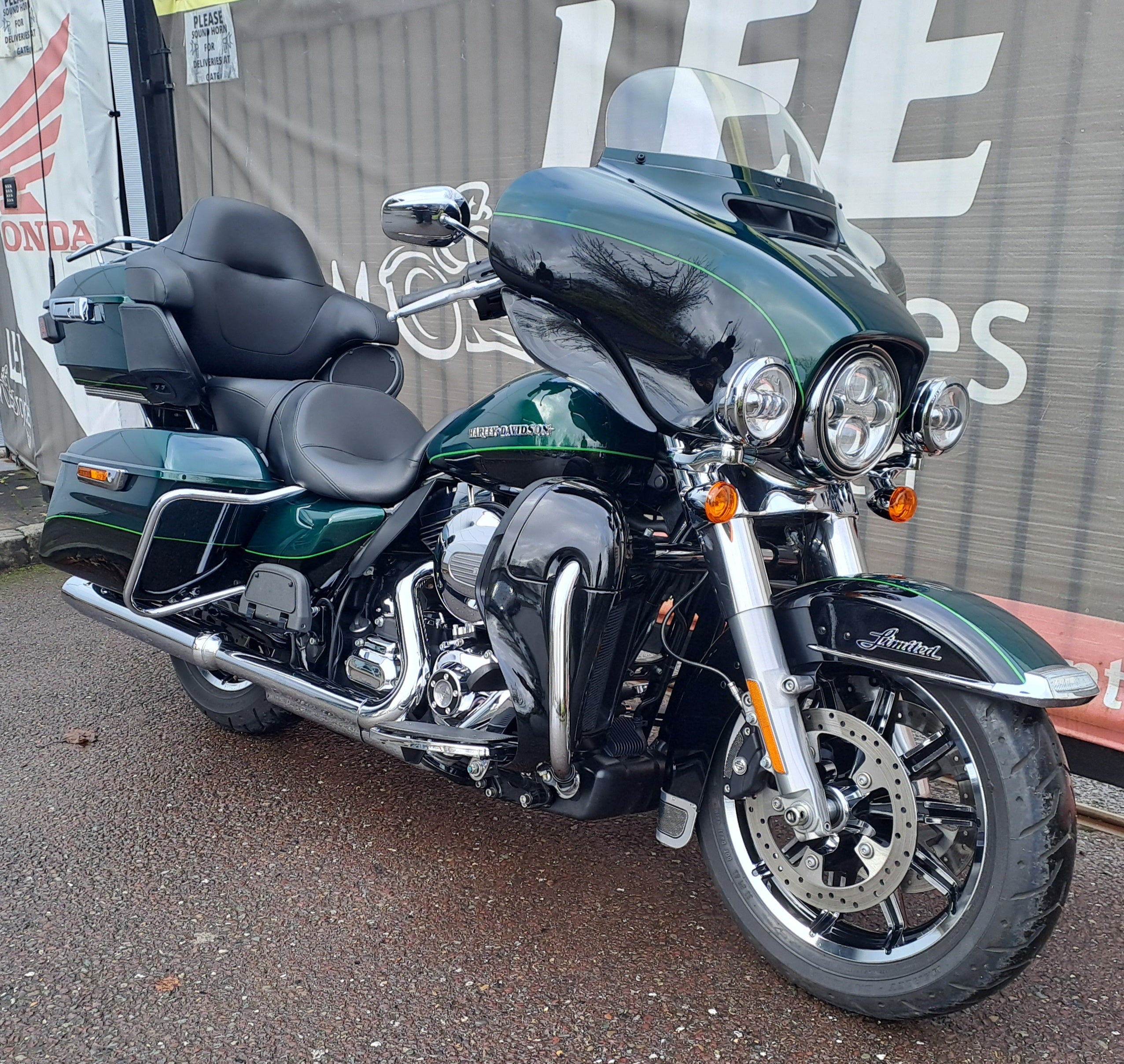 2016 HARLEY DAVIDSON ULTRA LIMITED LOW