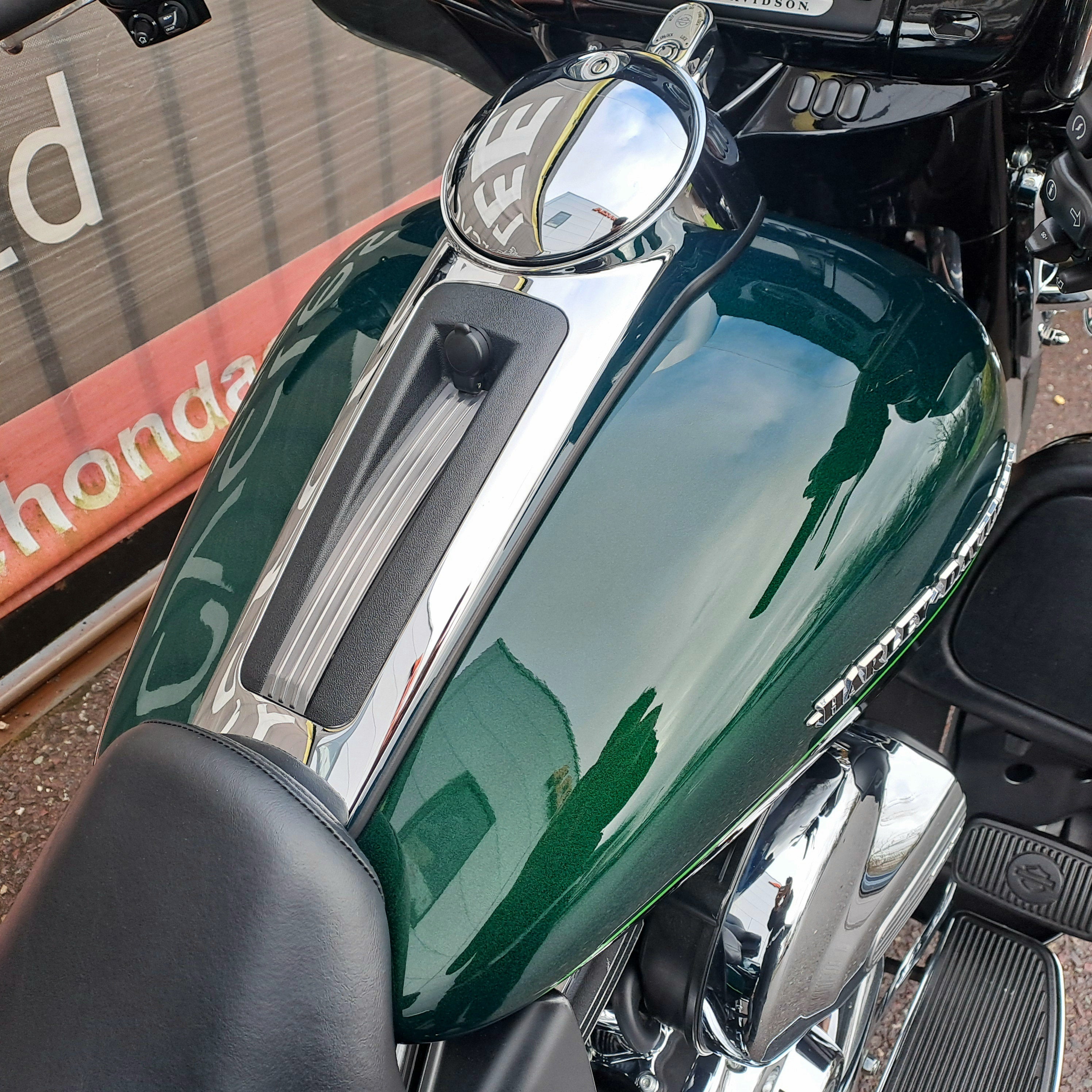 2016 HARLEY DAVIDSON ULTRA LIMITED LOW