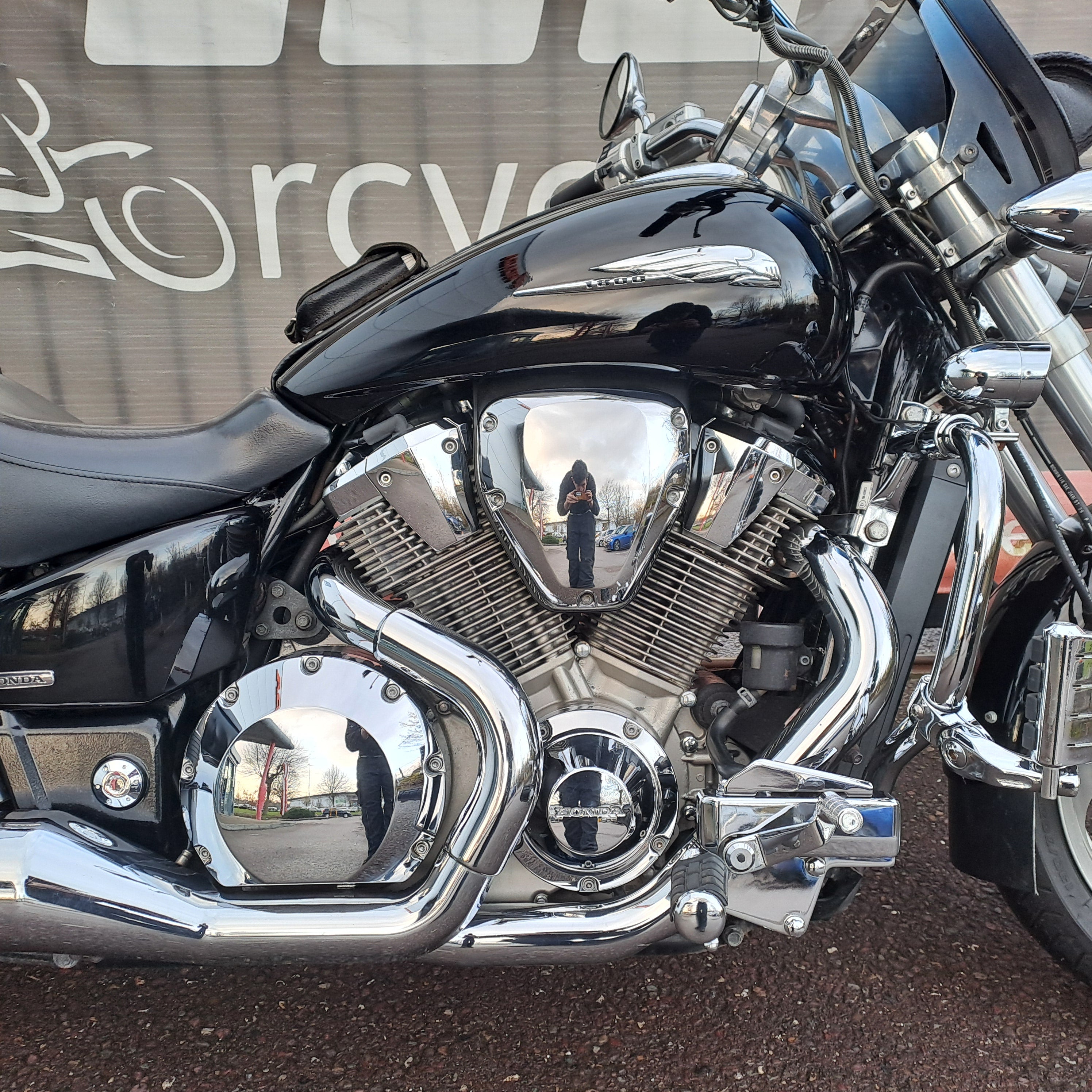 2011 HONDA VTX1800