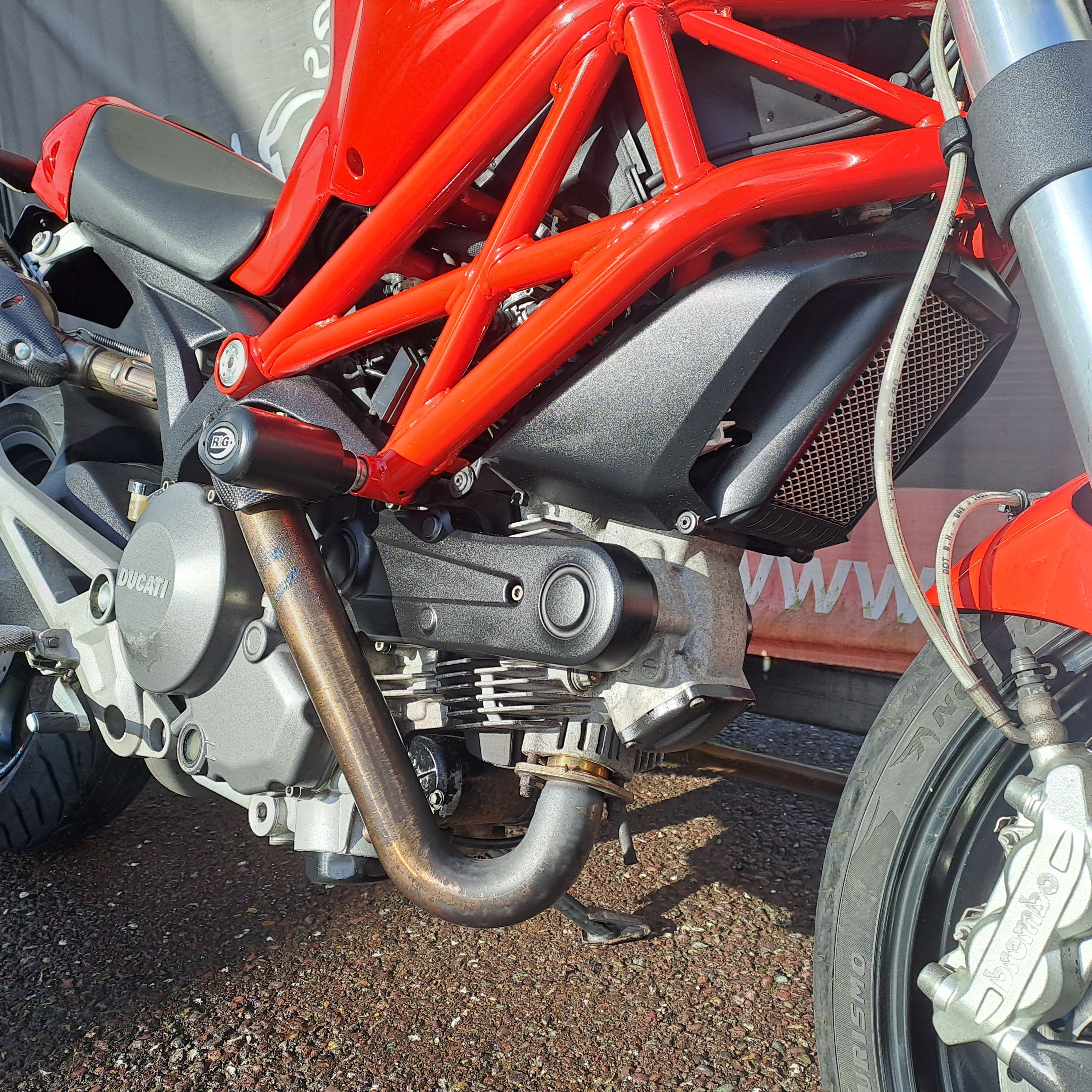 2009 DUCATI MONSTER 696