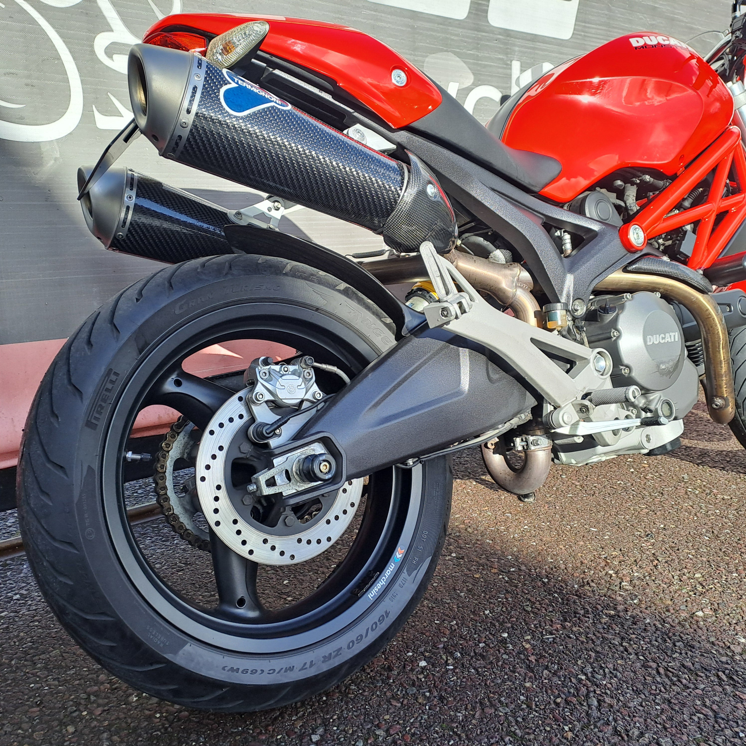 2009 DUCATI MONSTER 696
