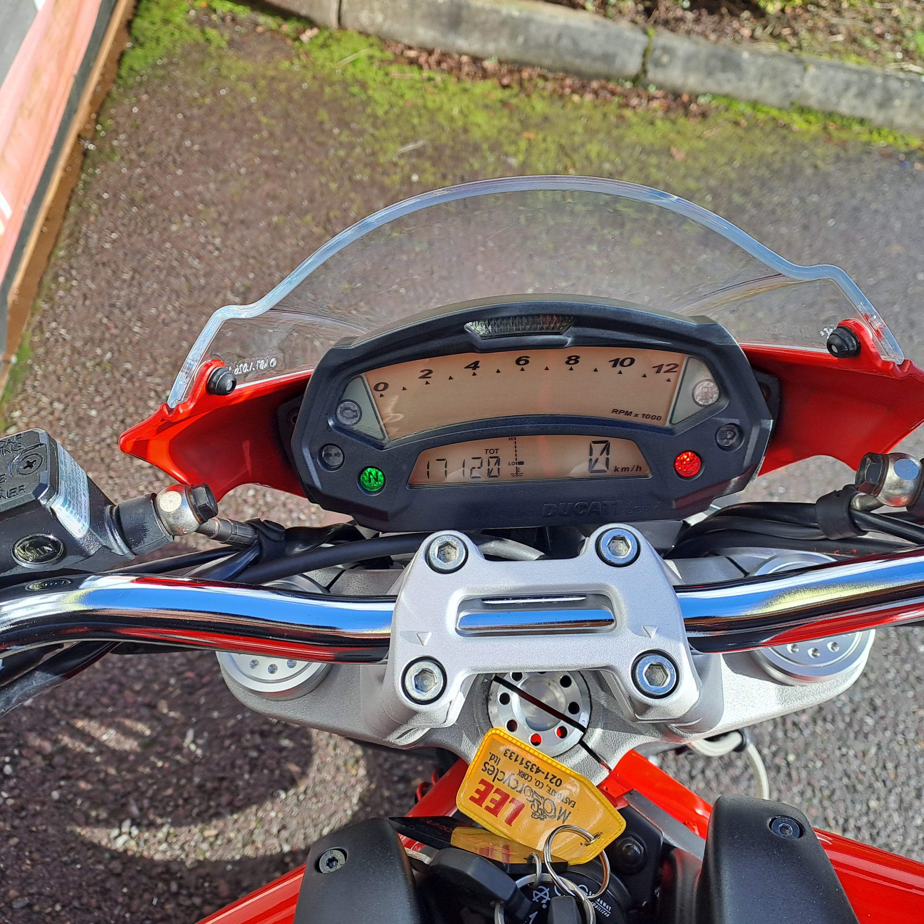 2009 DUCATI MONSTER 696