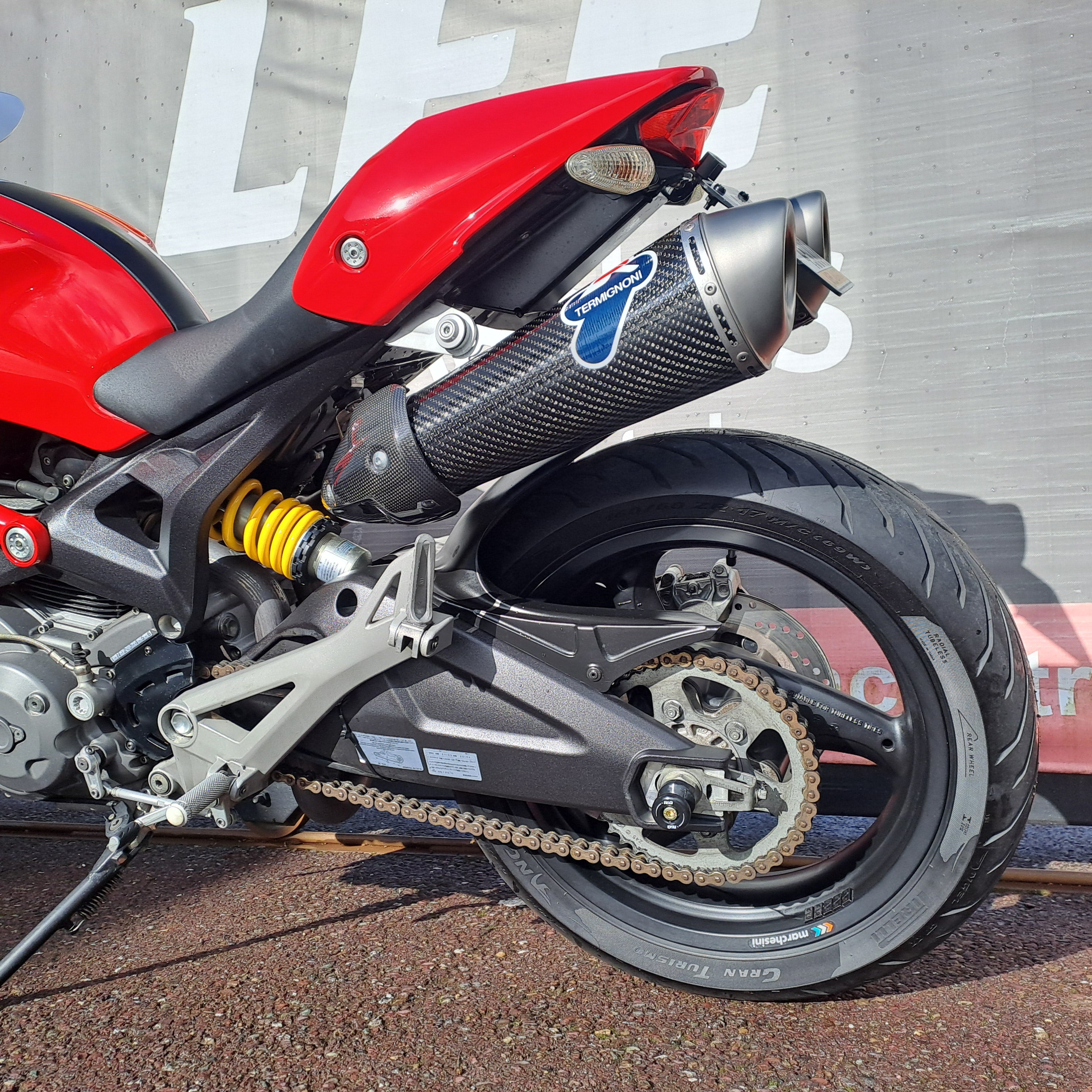 2009 Ducati Monster 696