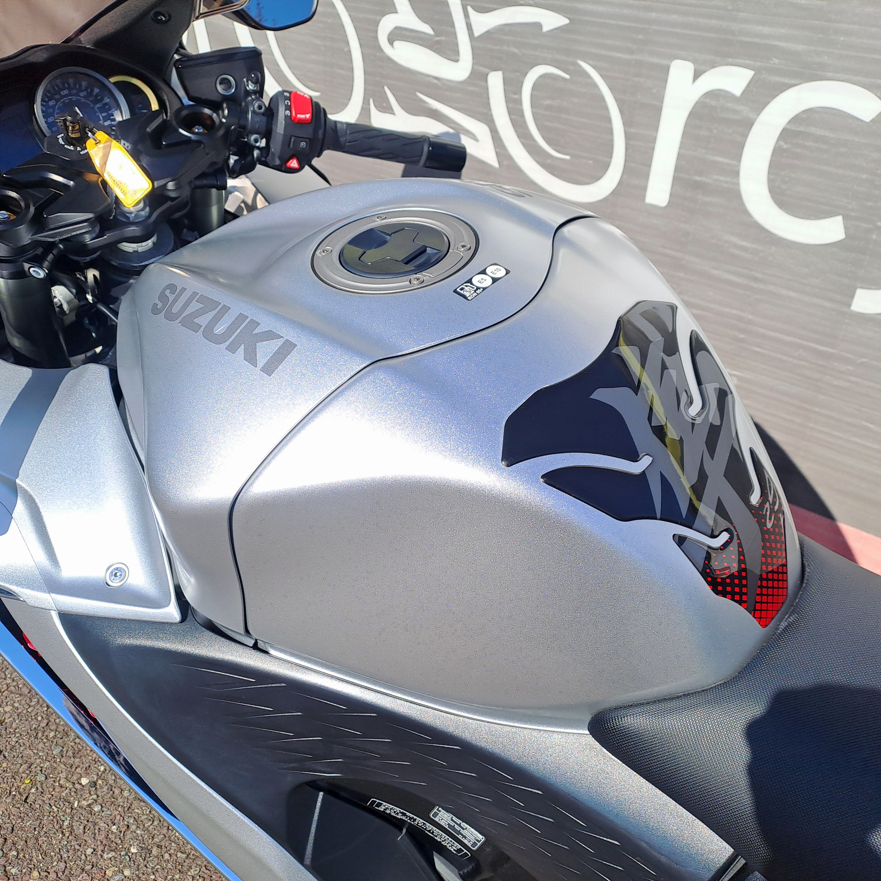 2021 SUZUKI GSX-1300R HAYABUSA