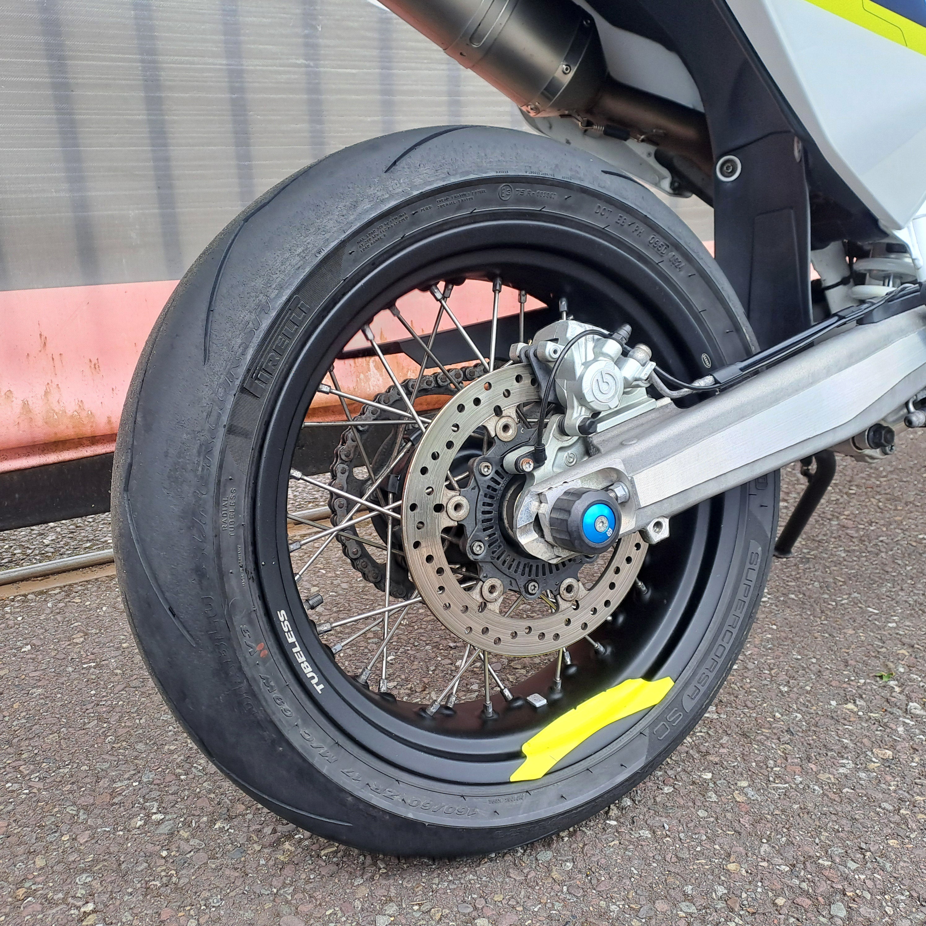 2017 HUSQVARNA SUPERMOTO 701