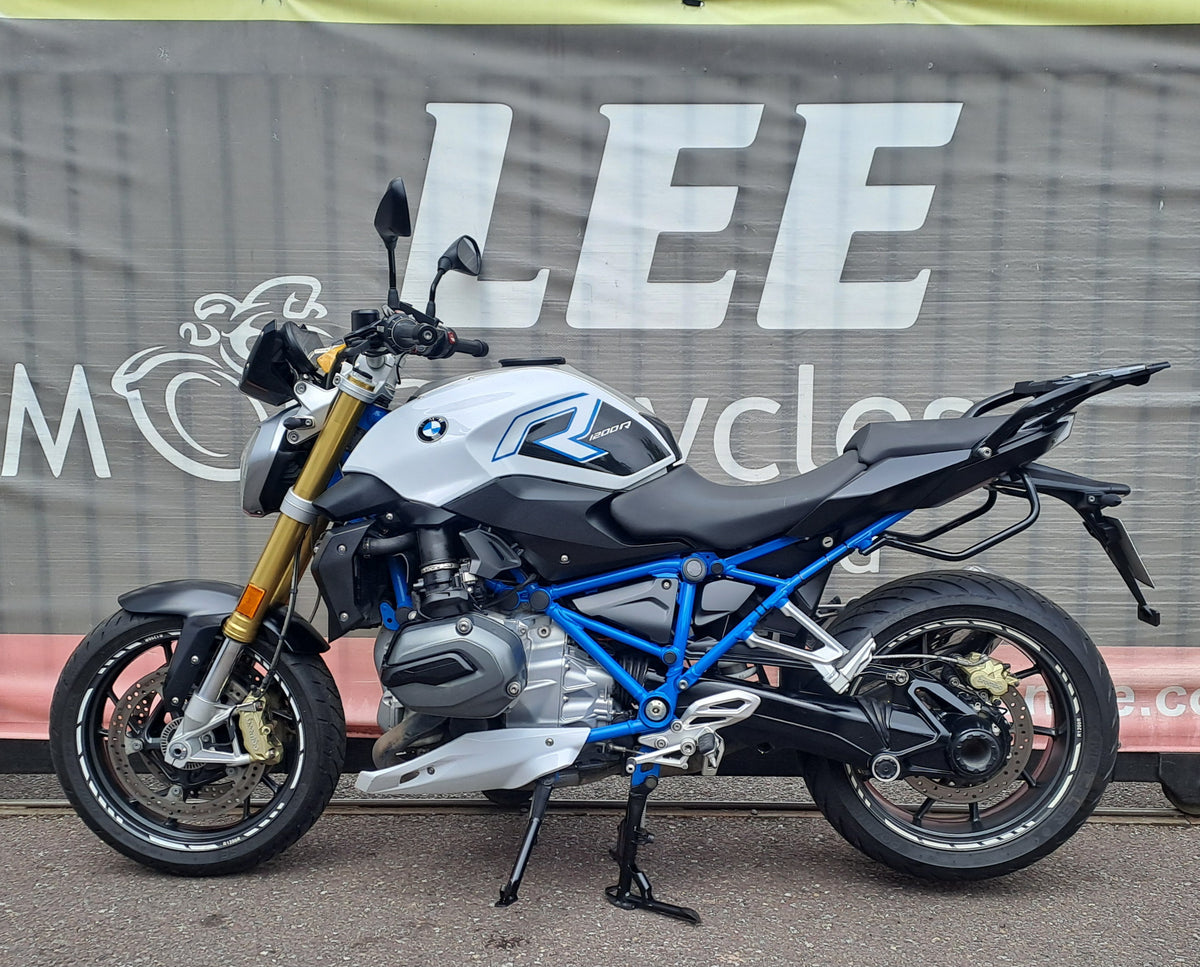 BMW R1200R