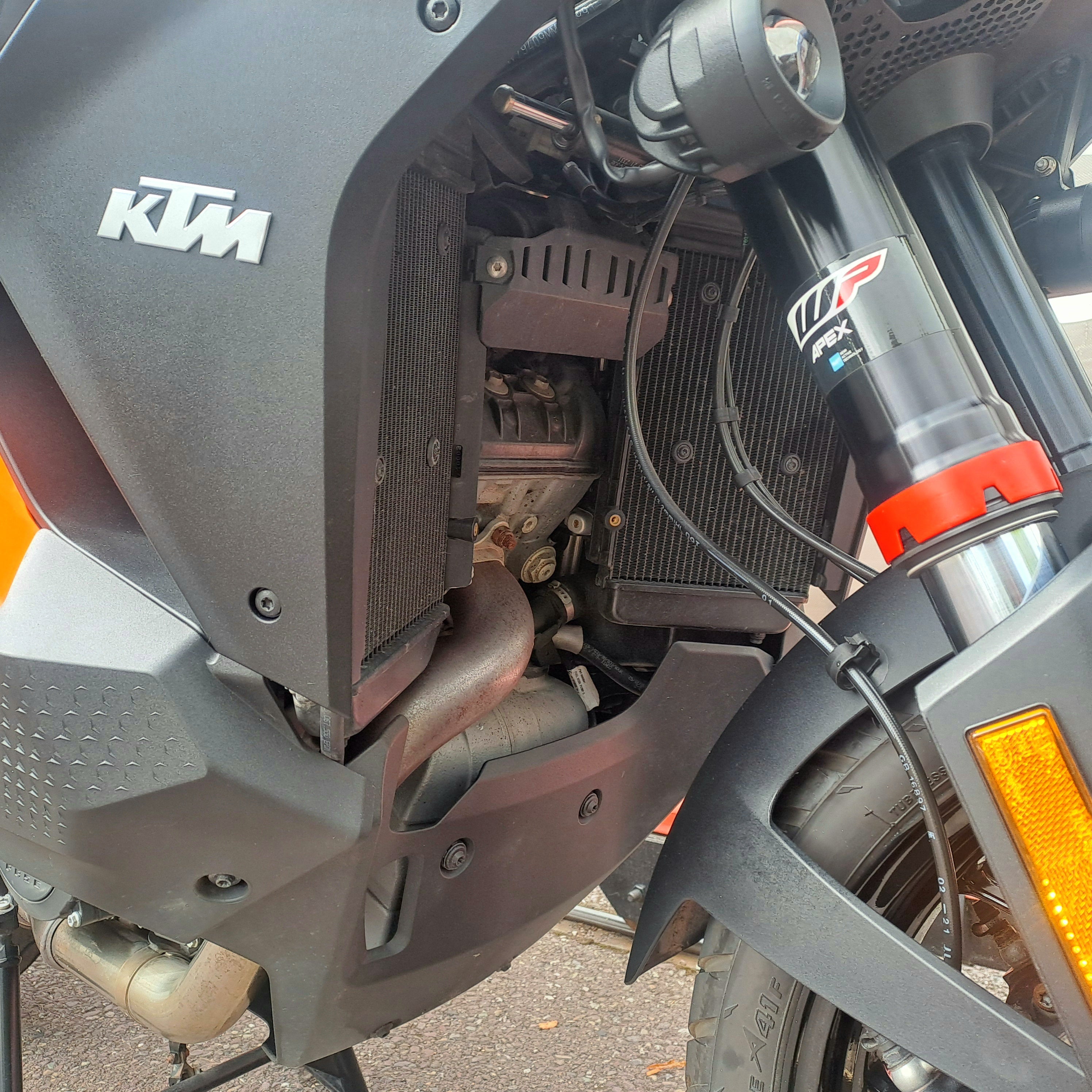 2021 KTM 1290 SUPER ADVENTURE image 12