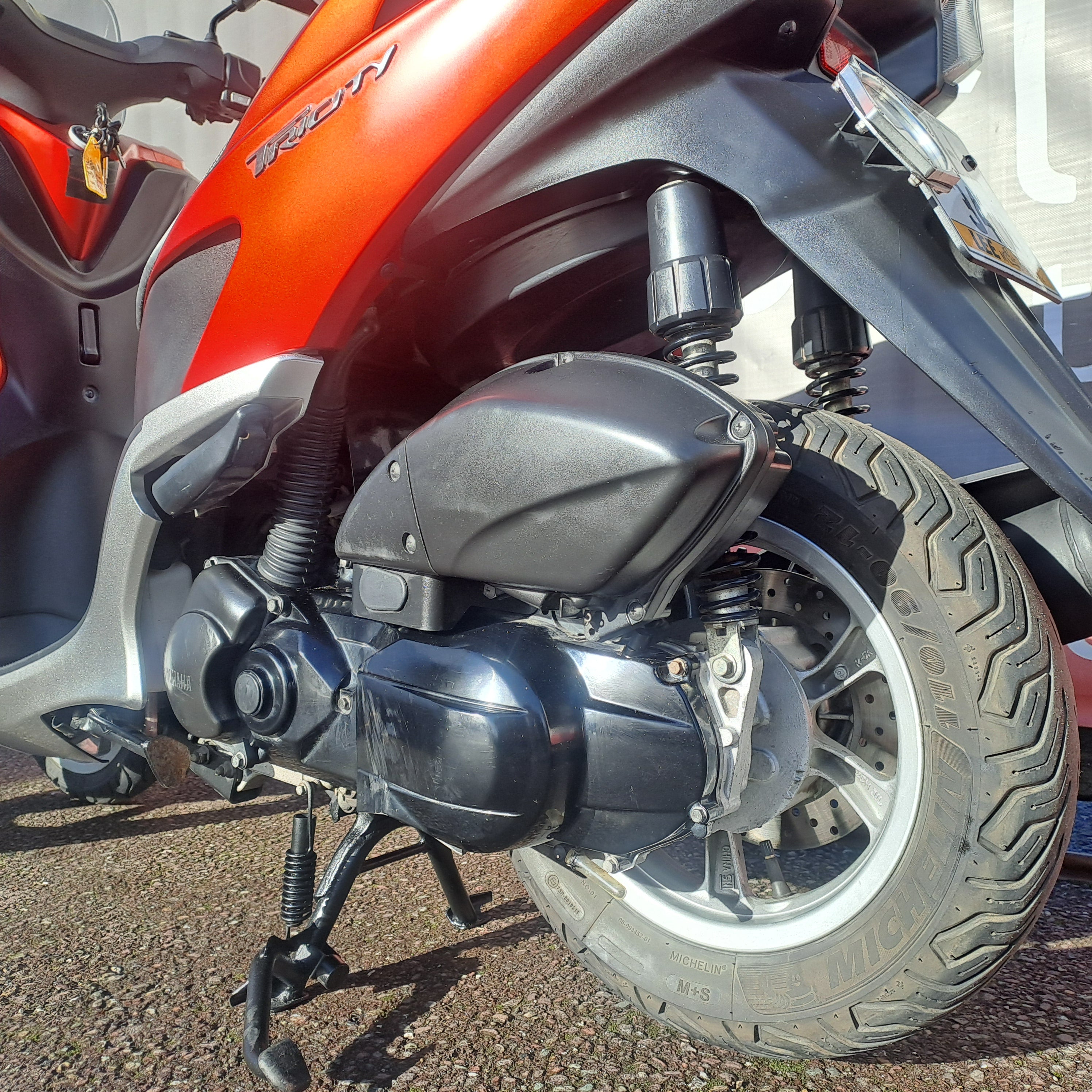 2018 YAMAHA TRICITY image 9