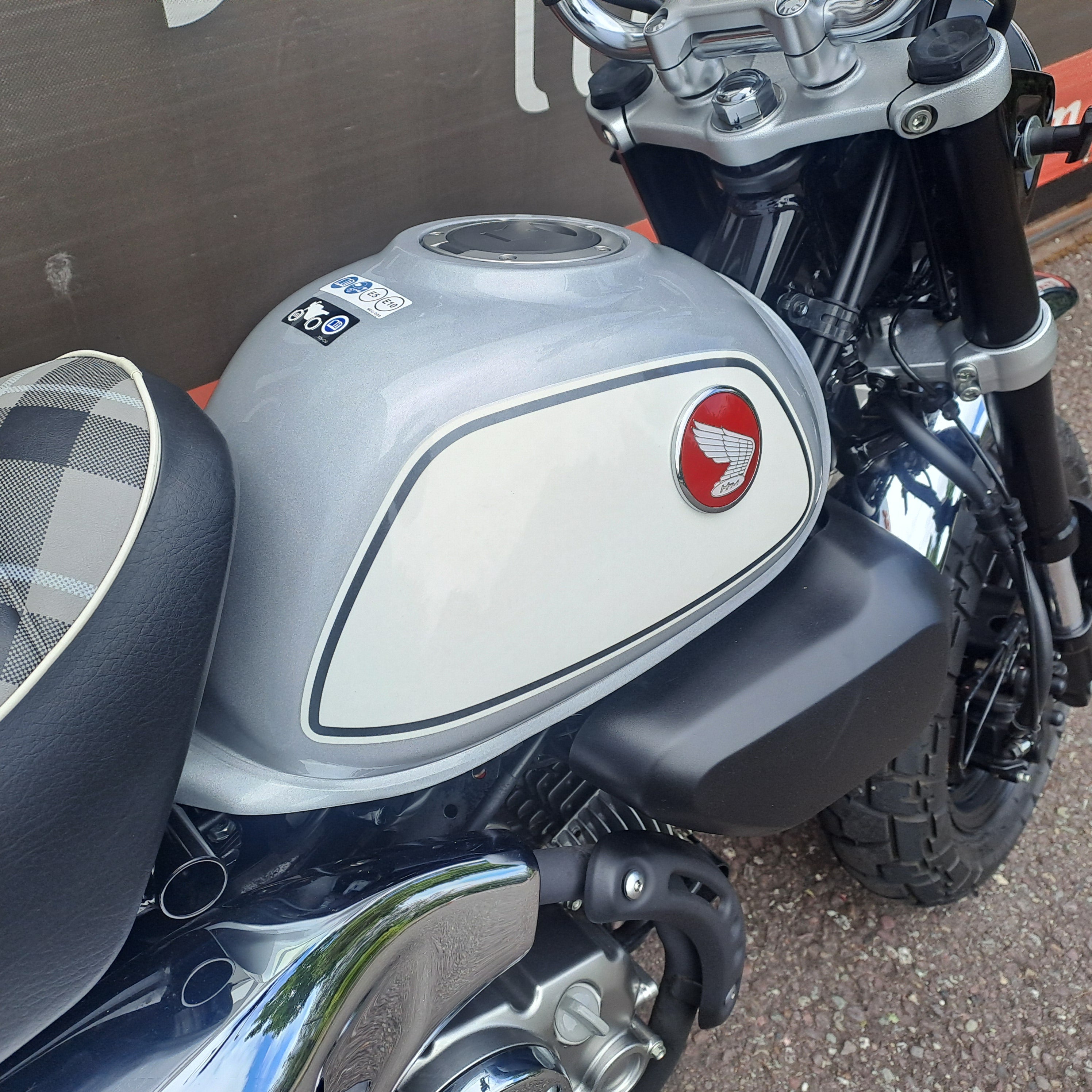 2023 HONDA Z125A MONKEY image 11