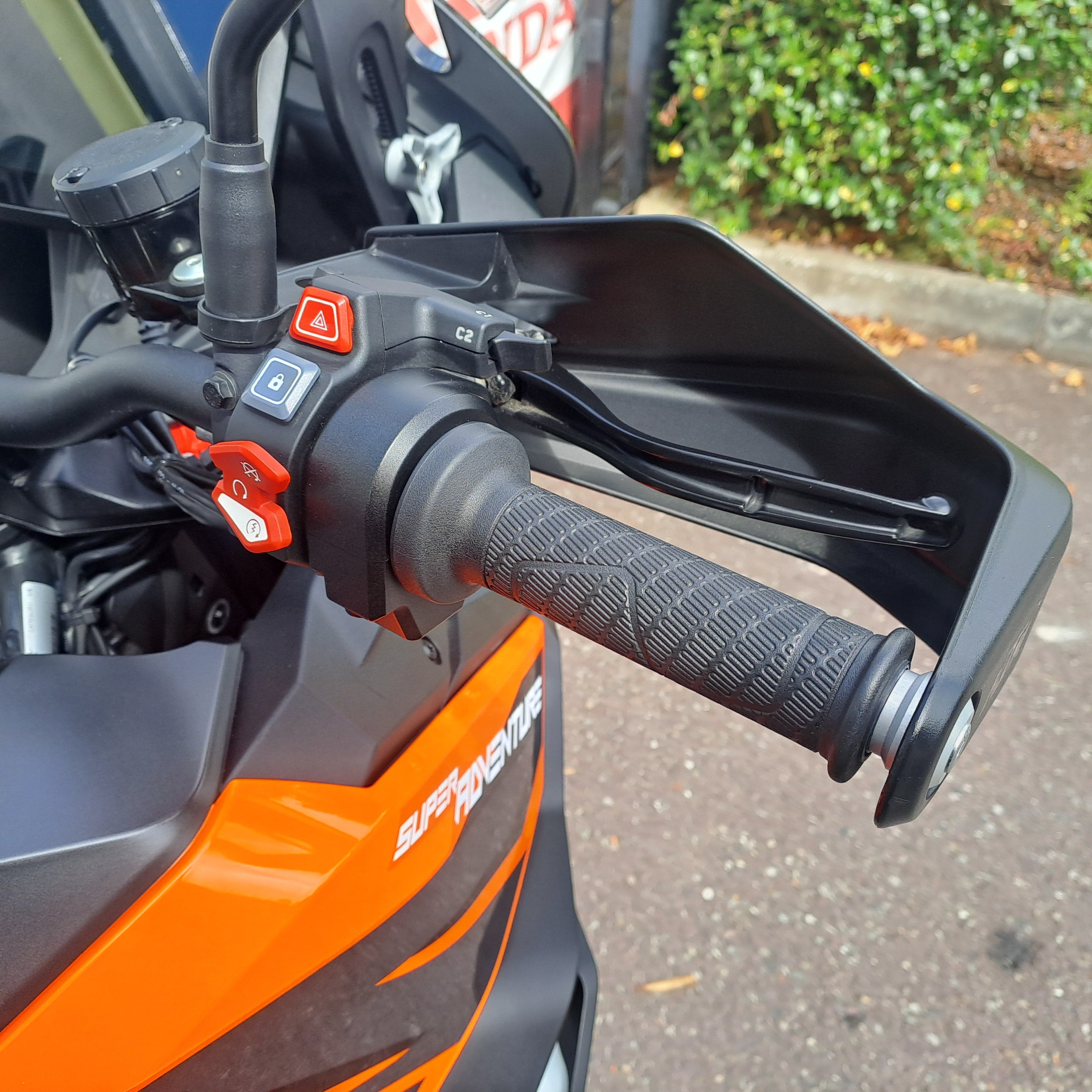 2021 KTM 1290 SUPER ADVENTURE image 7