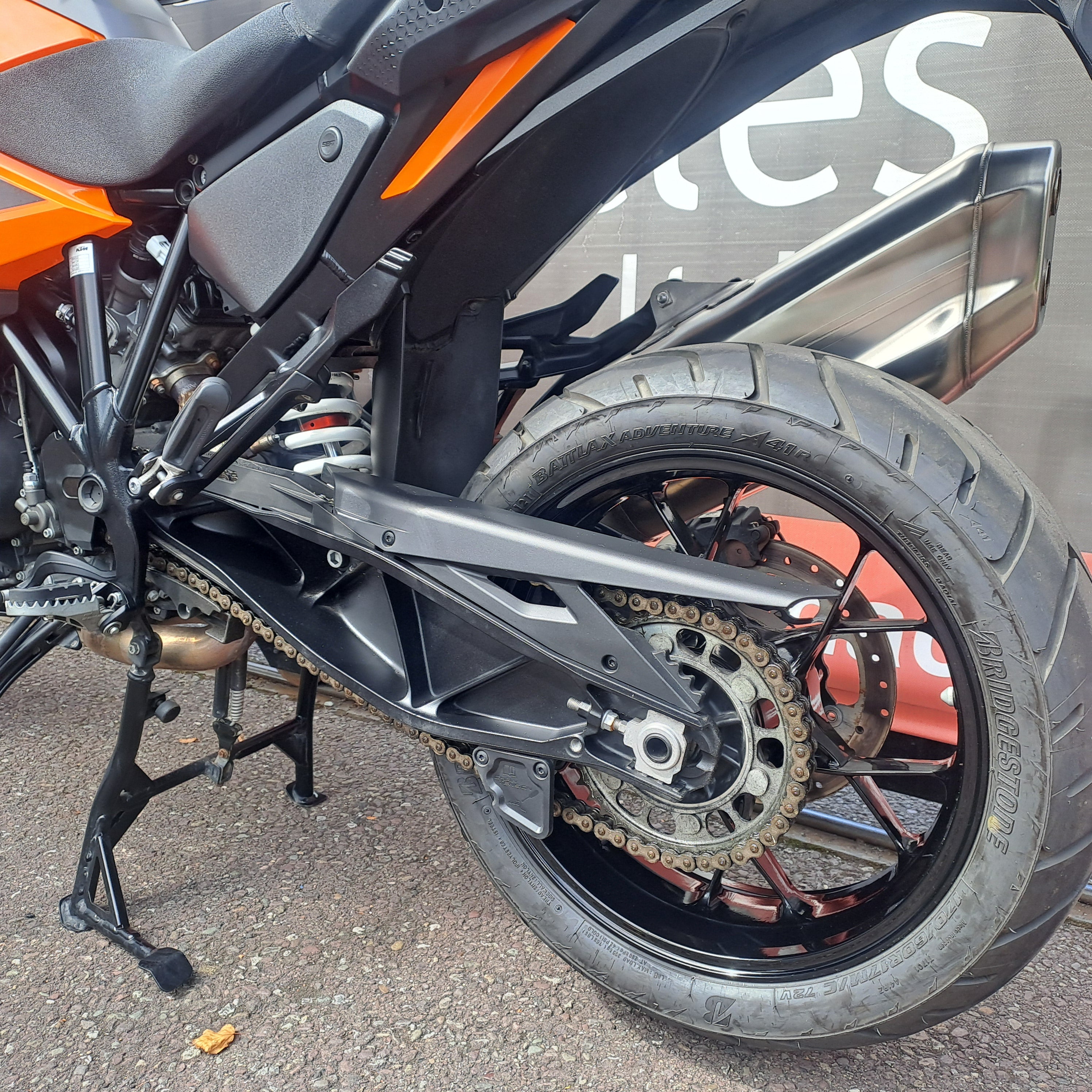 2021 KTM 1290 SUPER ADVENTURE image 13