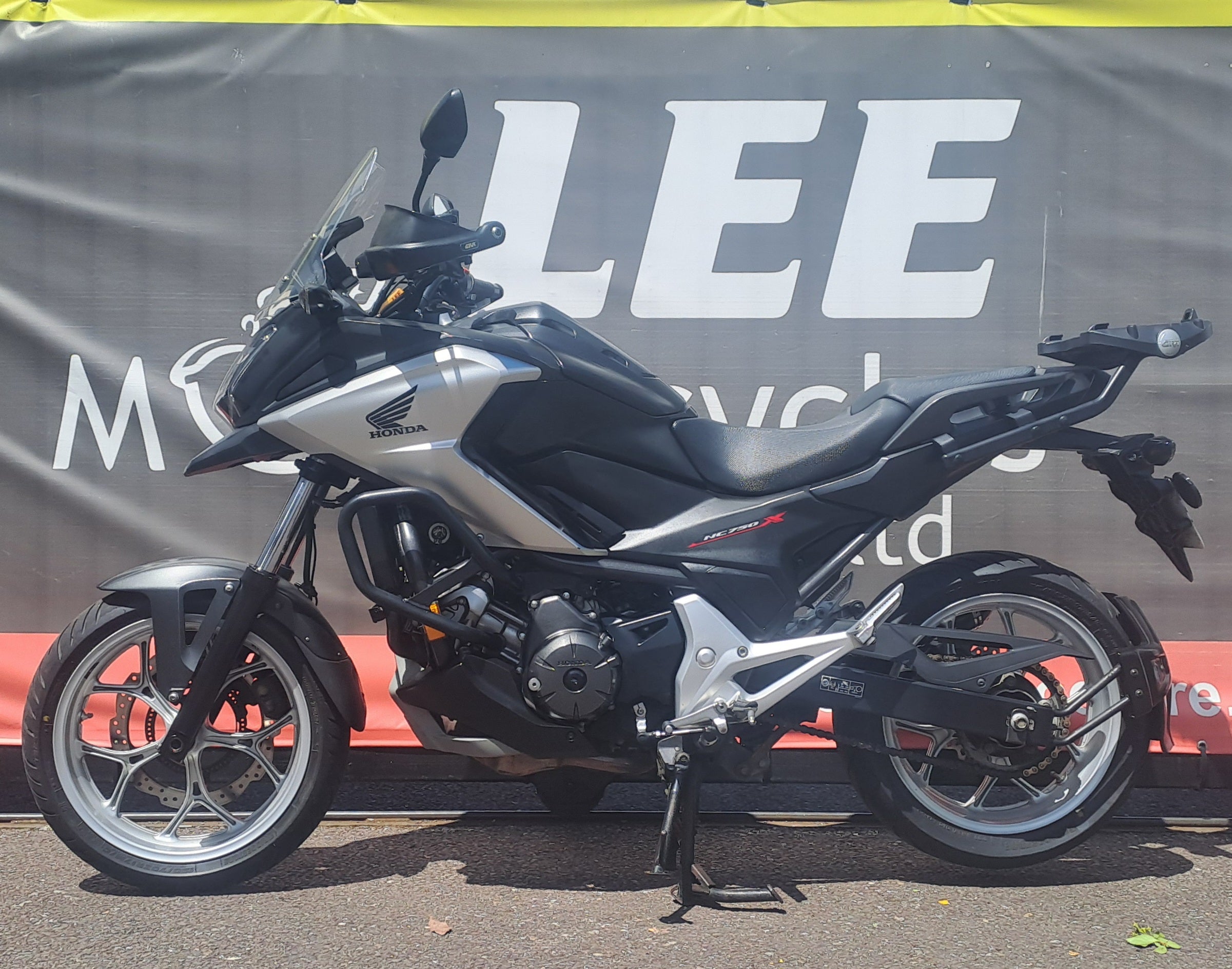 2019 Honda NC750X image 2
