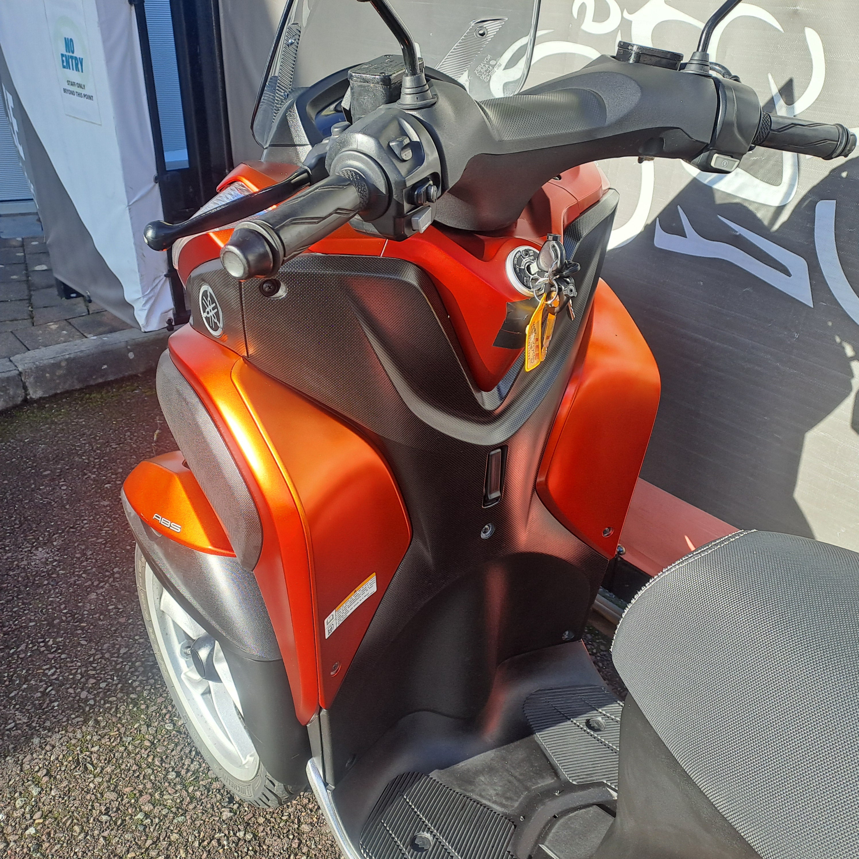 2018 YAMAHA TRICITY image 6