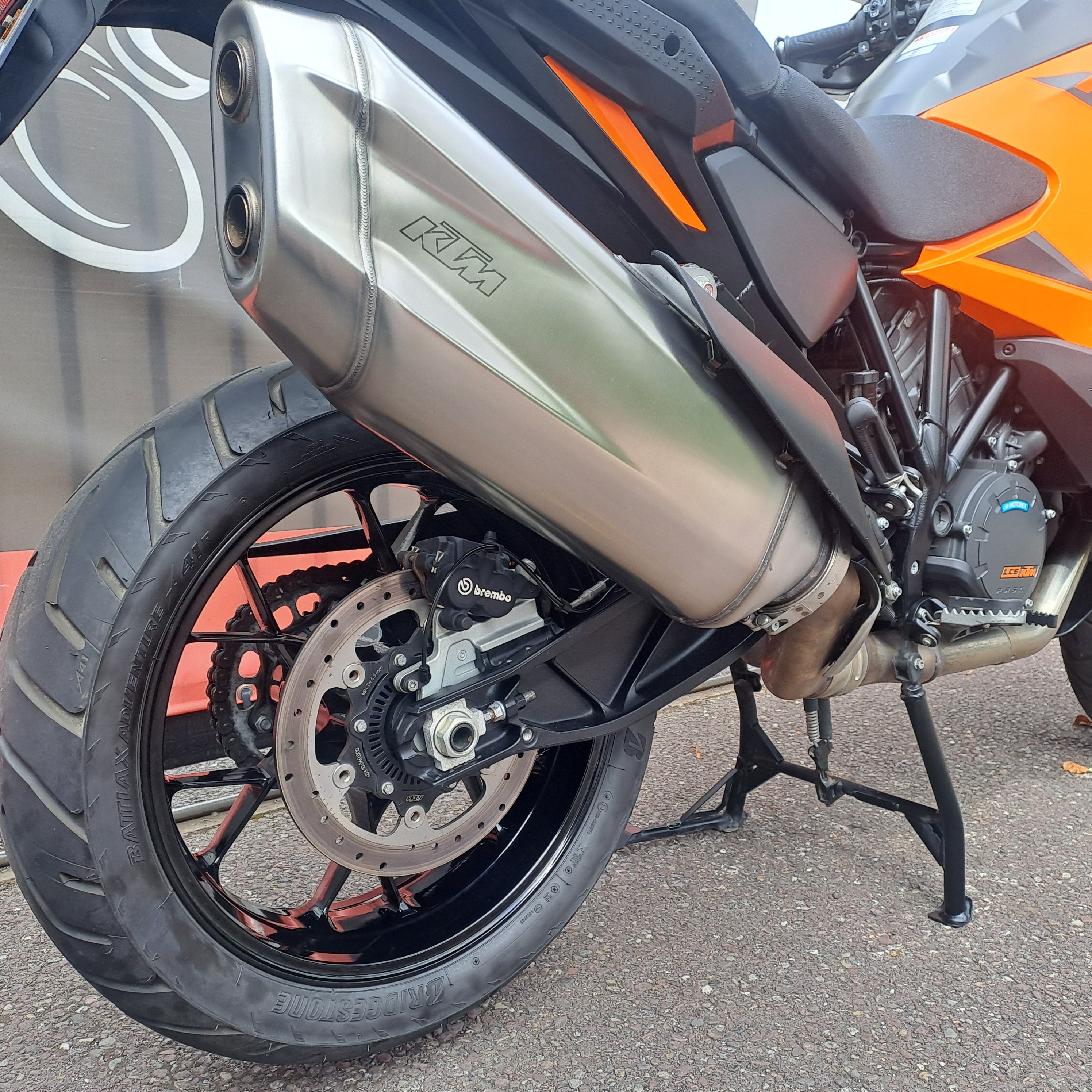 2021 KTM 1290 SUPER ADVENTURE image 9