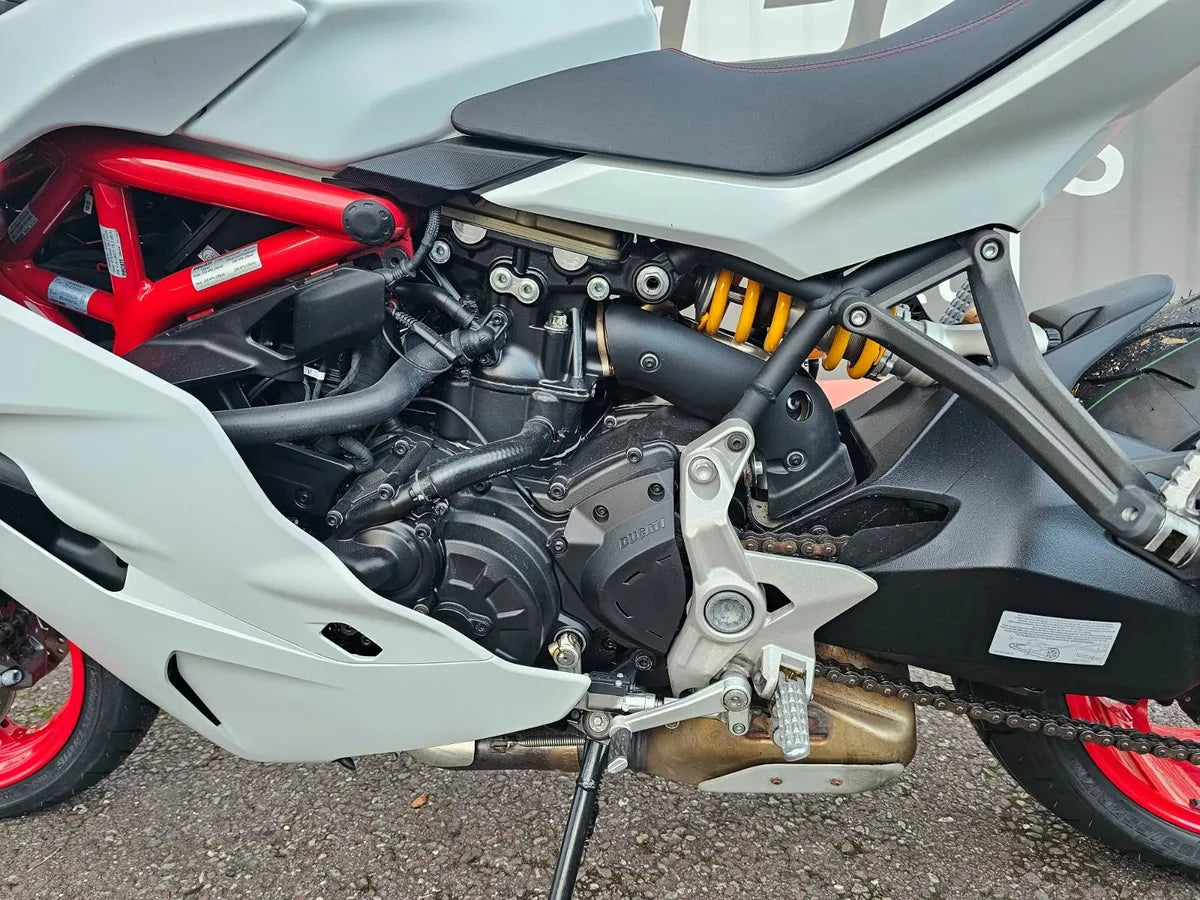 2021 Ducati Supersport S