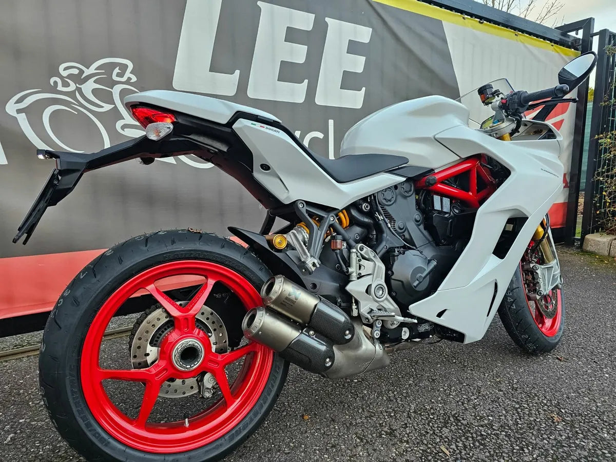 2021 Ducati Supersport S