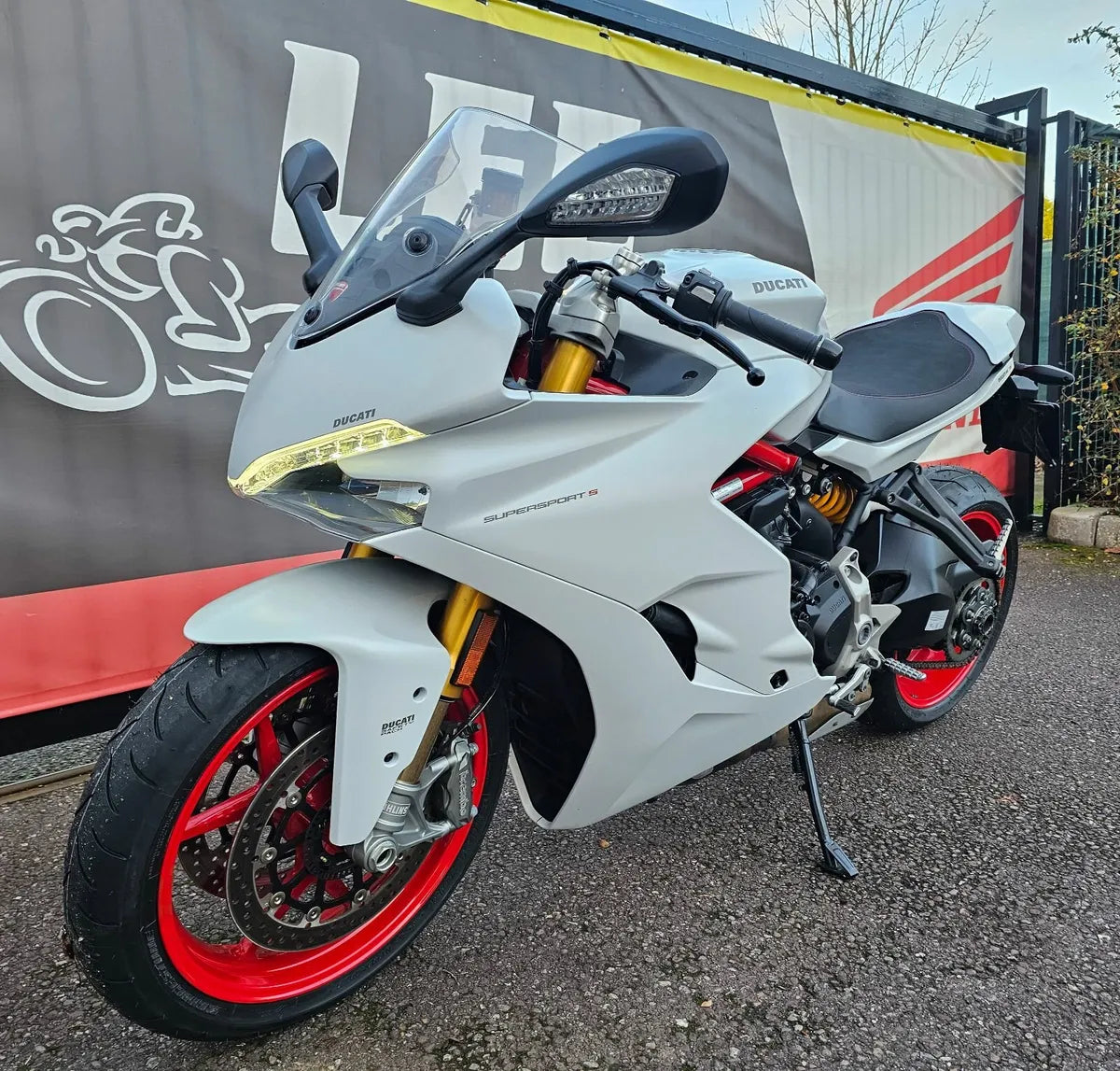 2021 Ducati Supersport S