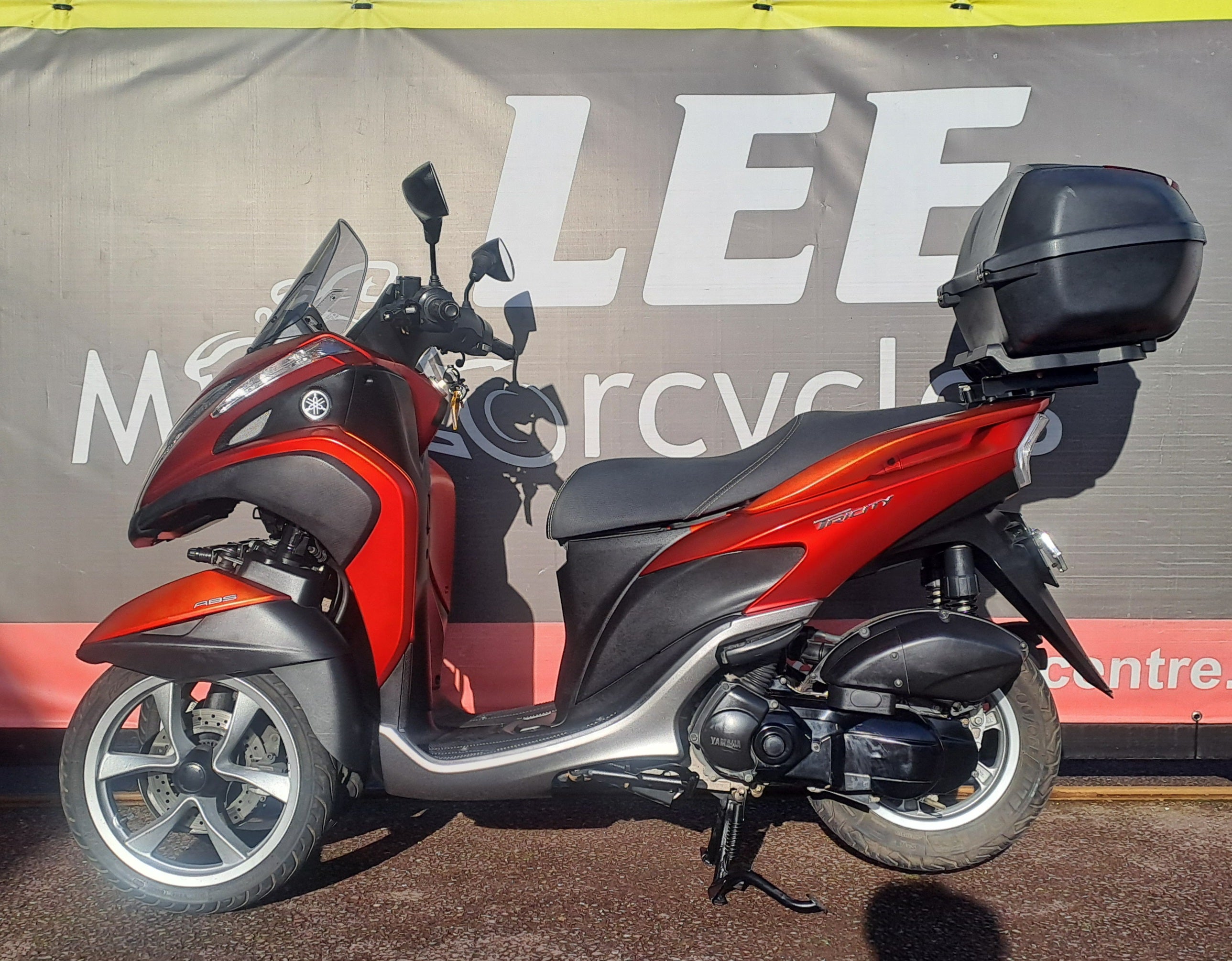 2018 YAMAHA TRICITY image 3