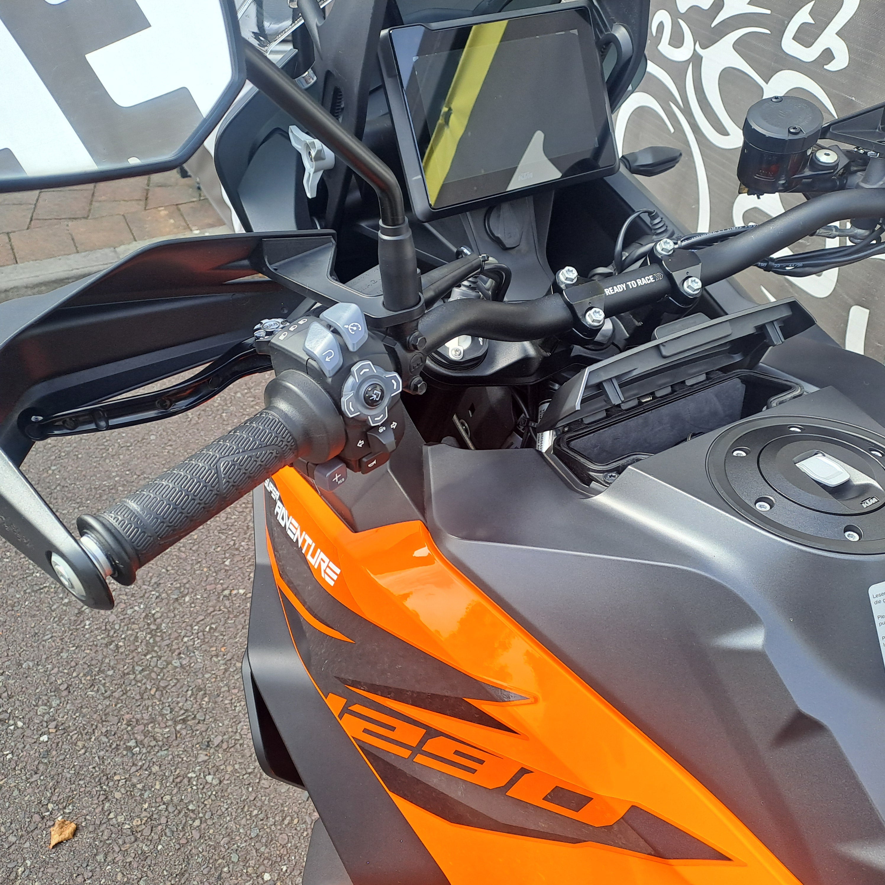 2021 KTM 1290 SUPER ADVENTURE image 6