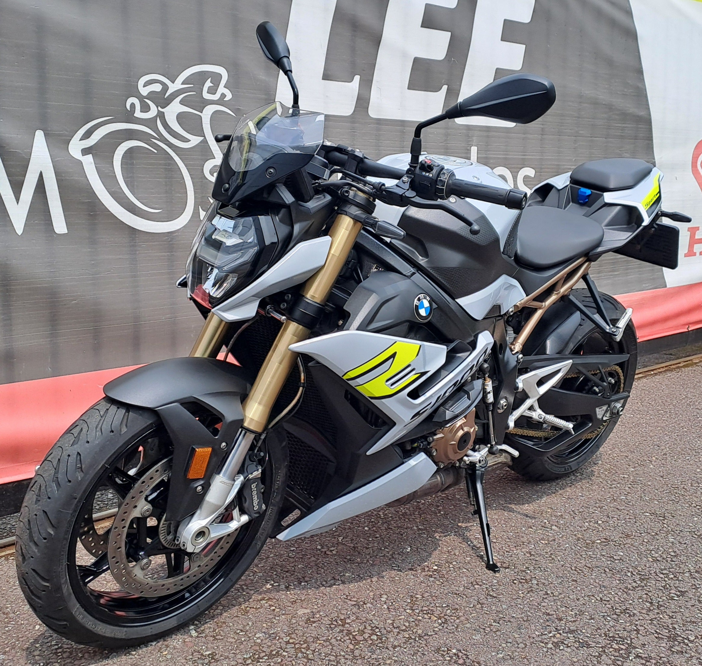 2022 BMW S1000R