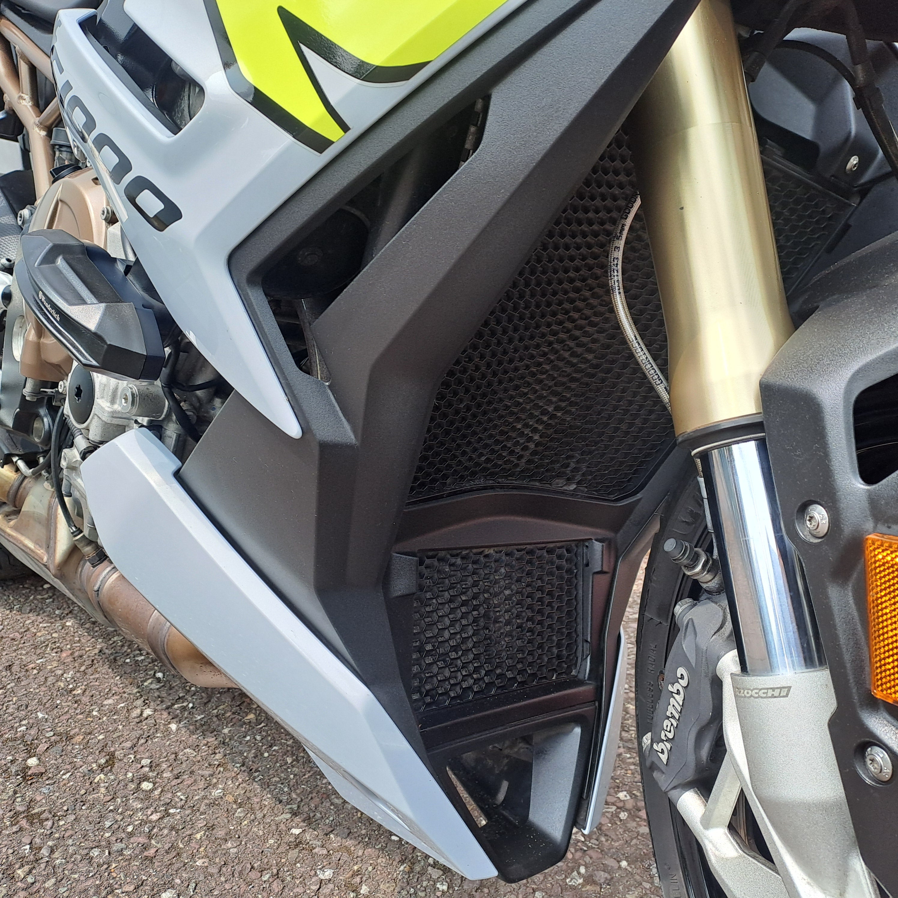2022 BMW S1000R