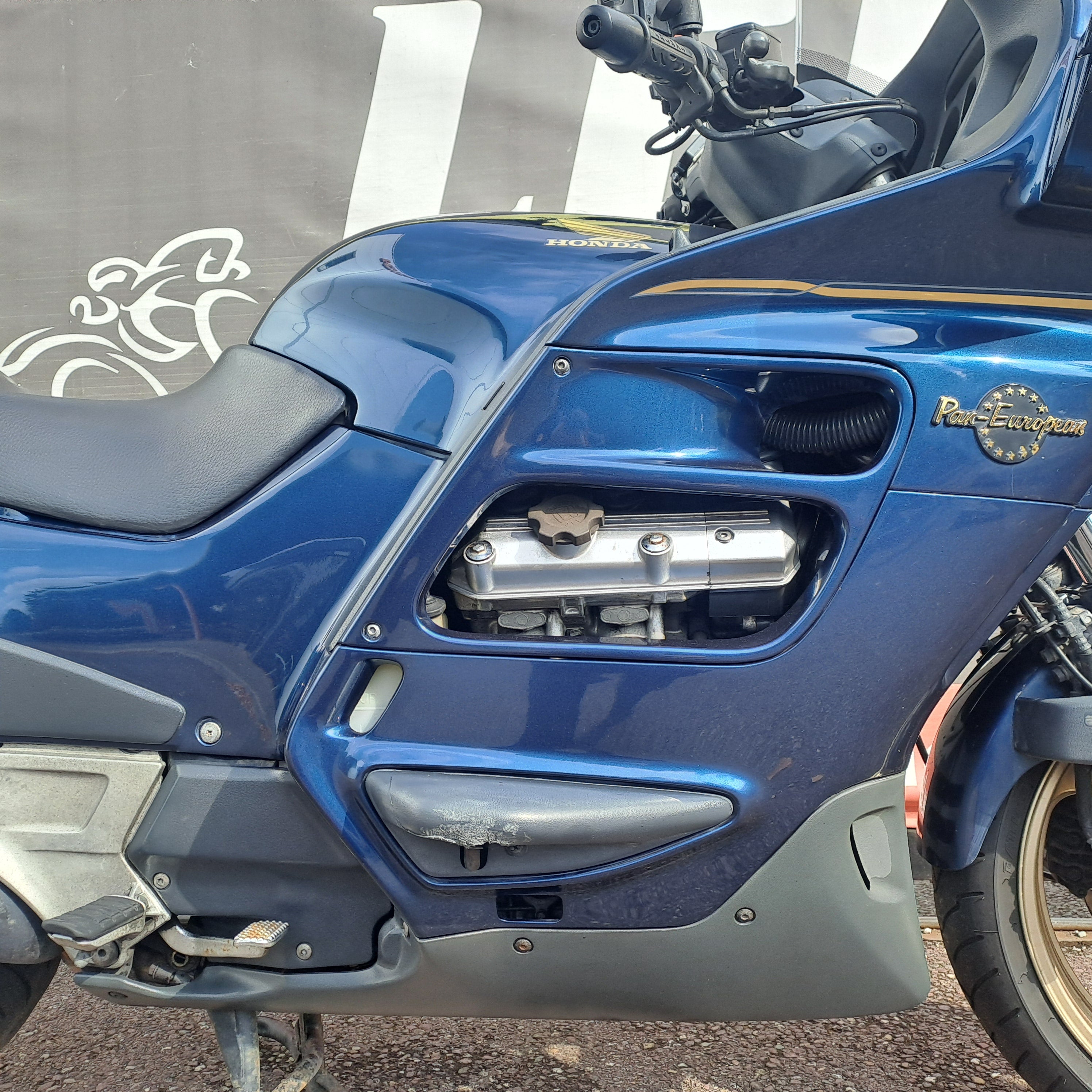 1999 HONDA ST1100 PAN-EUROPEAN