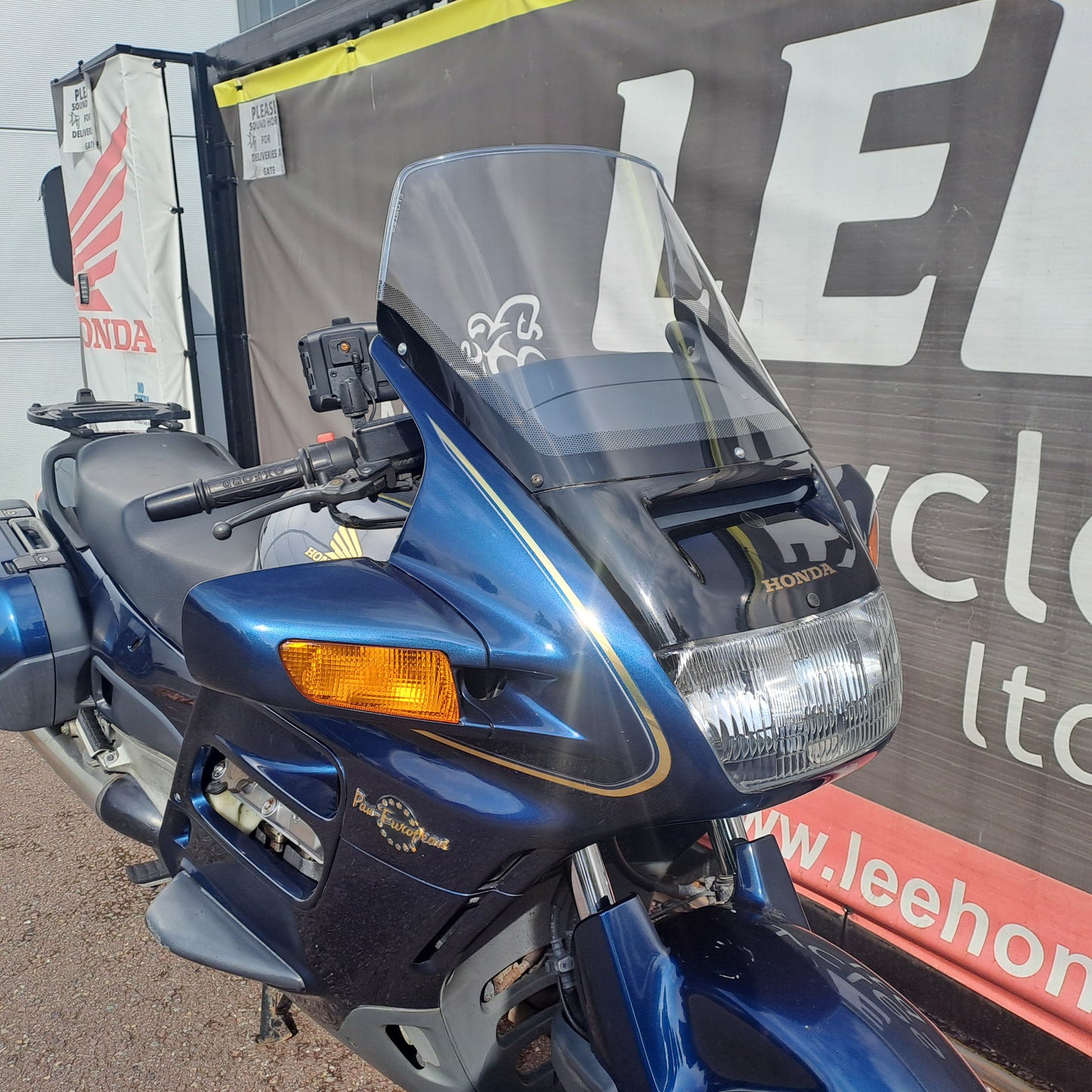1999 HONDA ST1100 PAN-EUROPEAN
