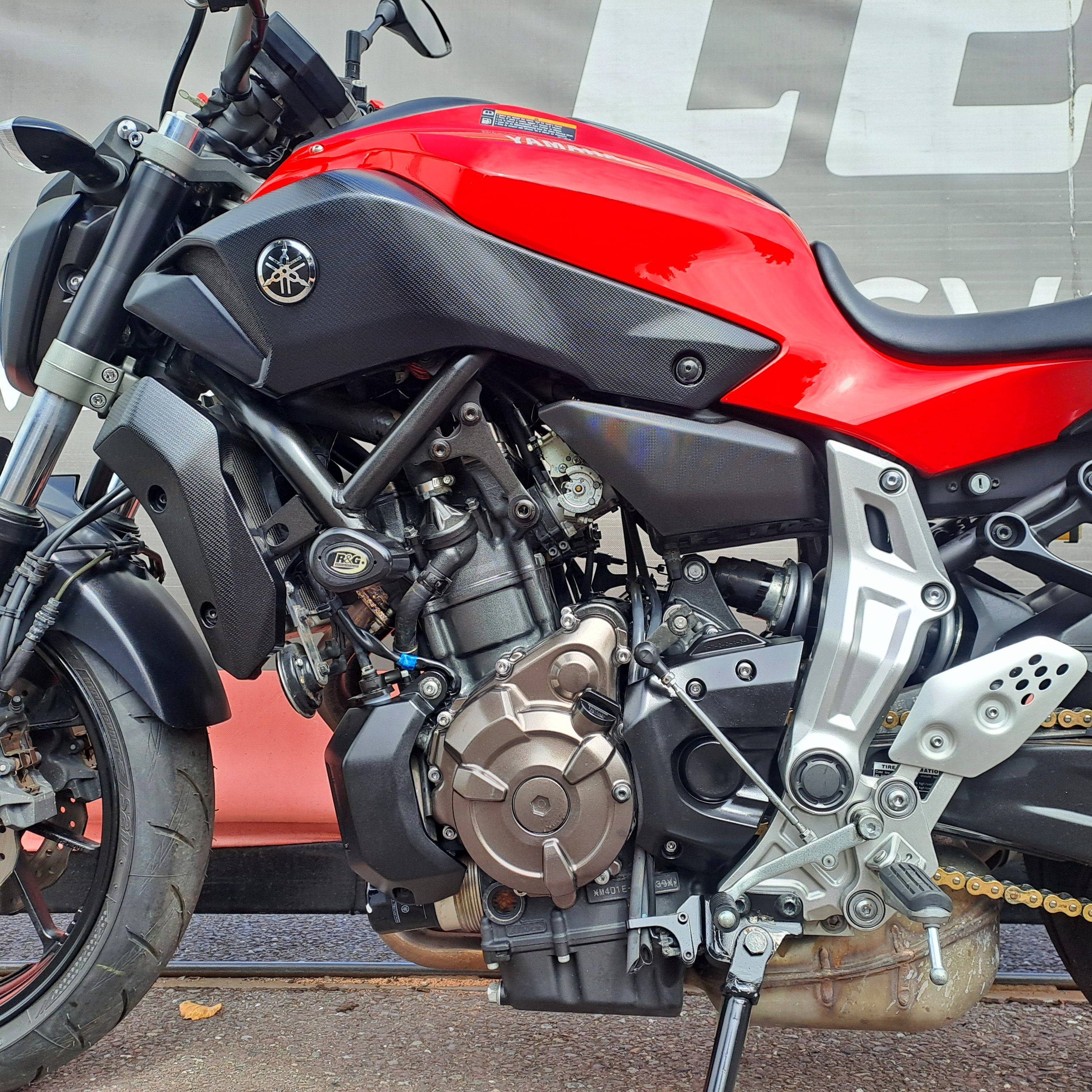*SOLD* 2014 YAMAHA MT-07