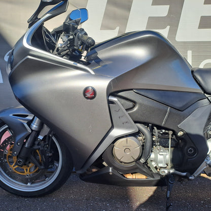2010 HONDA VFR1200F