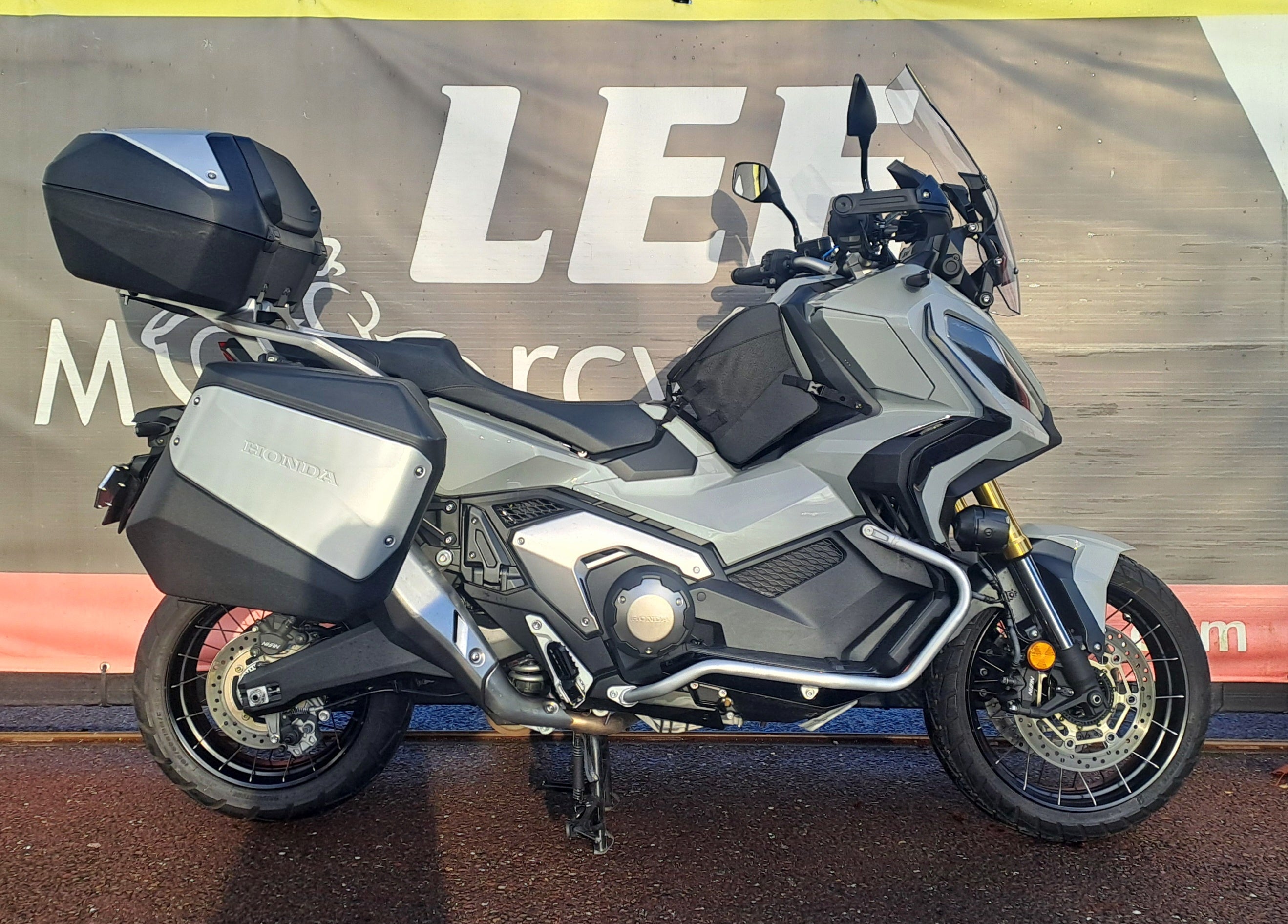 2022 HONDA X-ADV 750