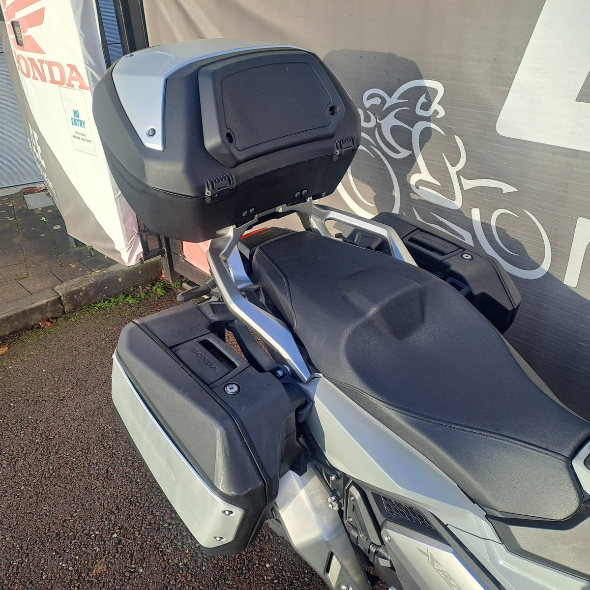 2022 Grey ADV 750