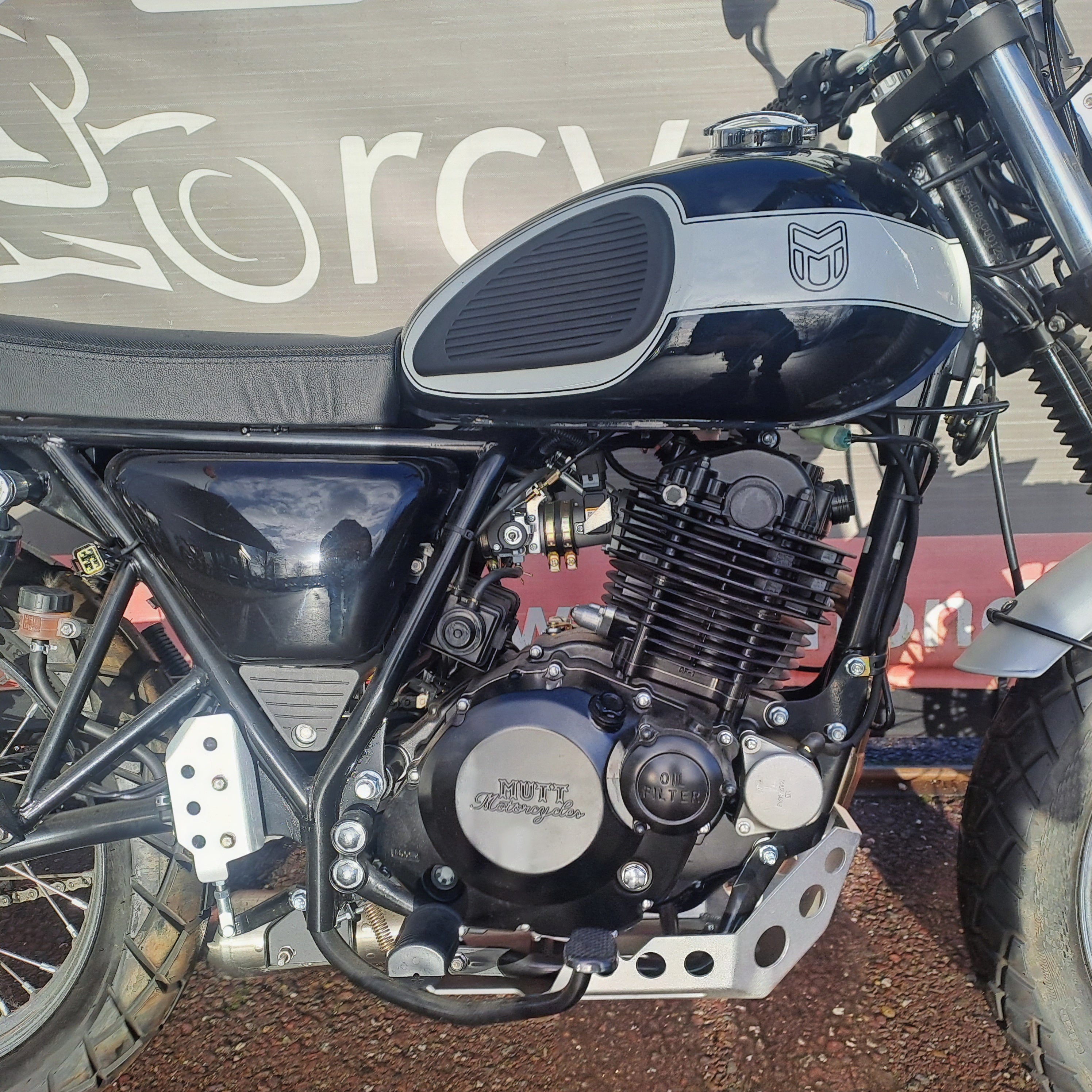 Mutt GTSS 250
