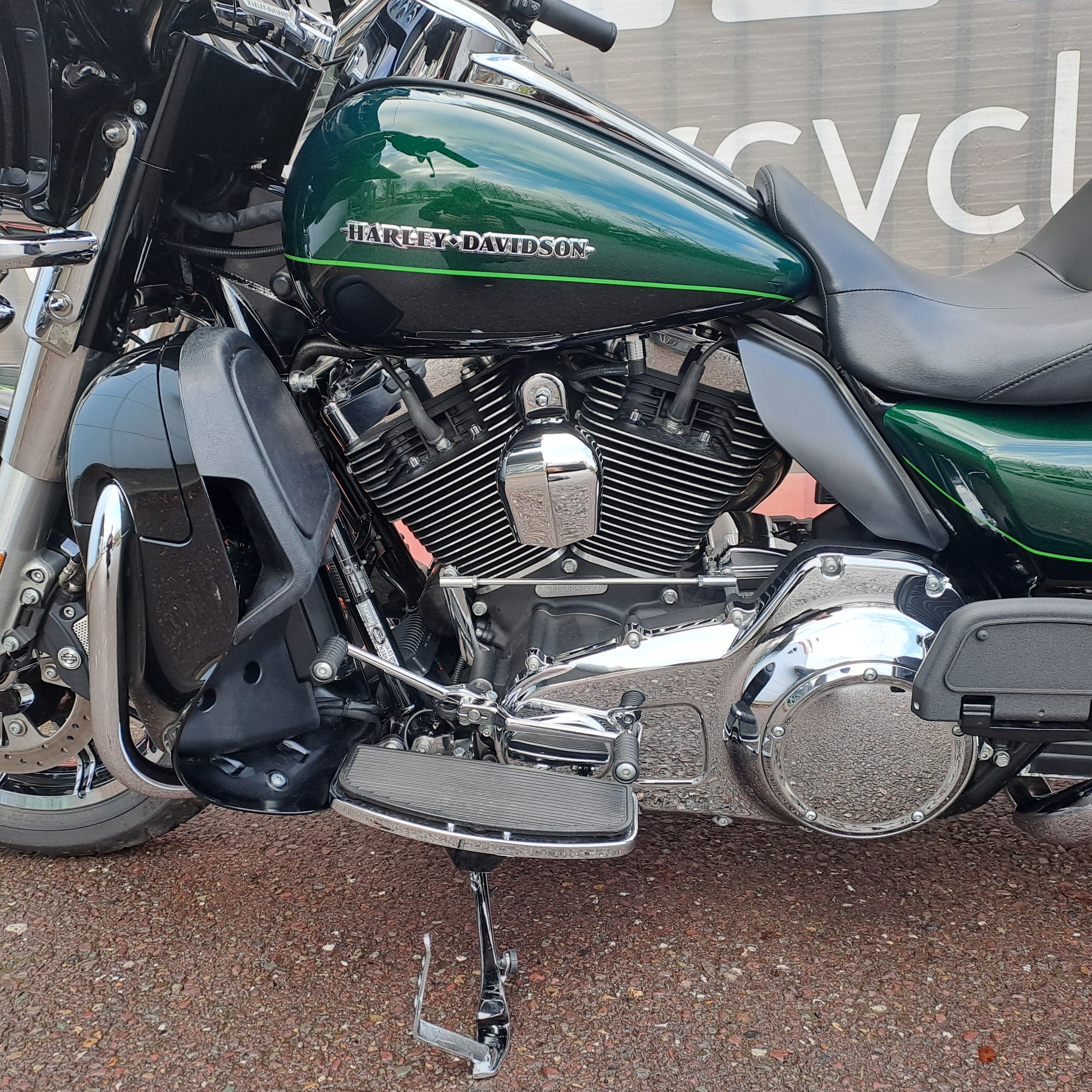 2016 HARLEY DAVIDSON ULTRA LIMITED LOW