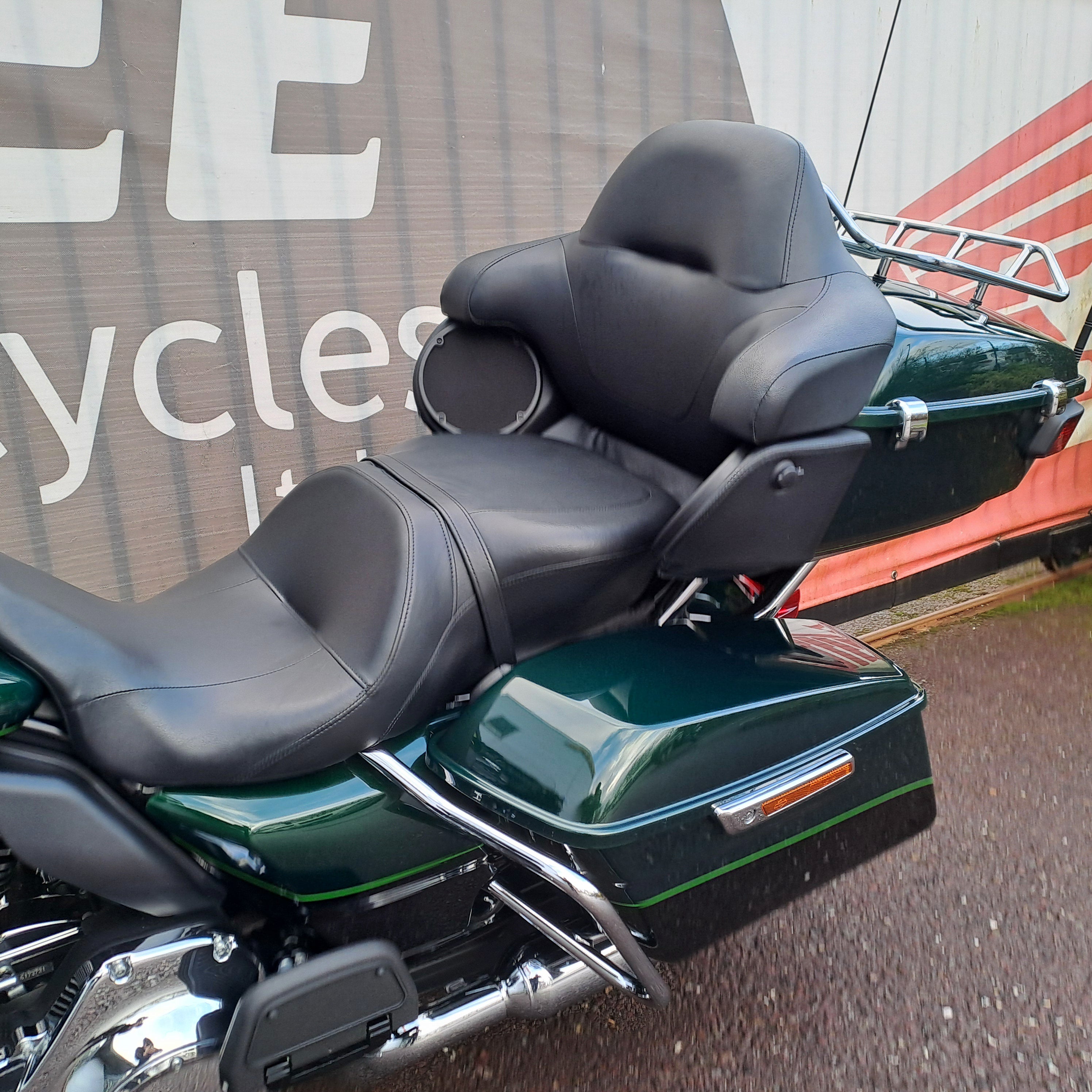 2016 HARLEY DAVIDSON ULTRA LIMITED LOW