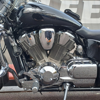 2011 HONDA VTX1800