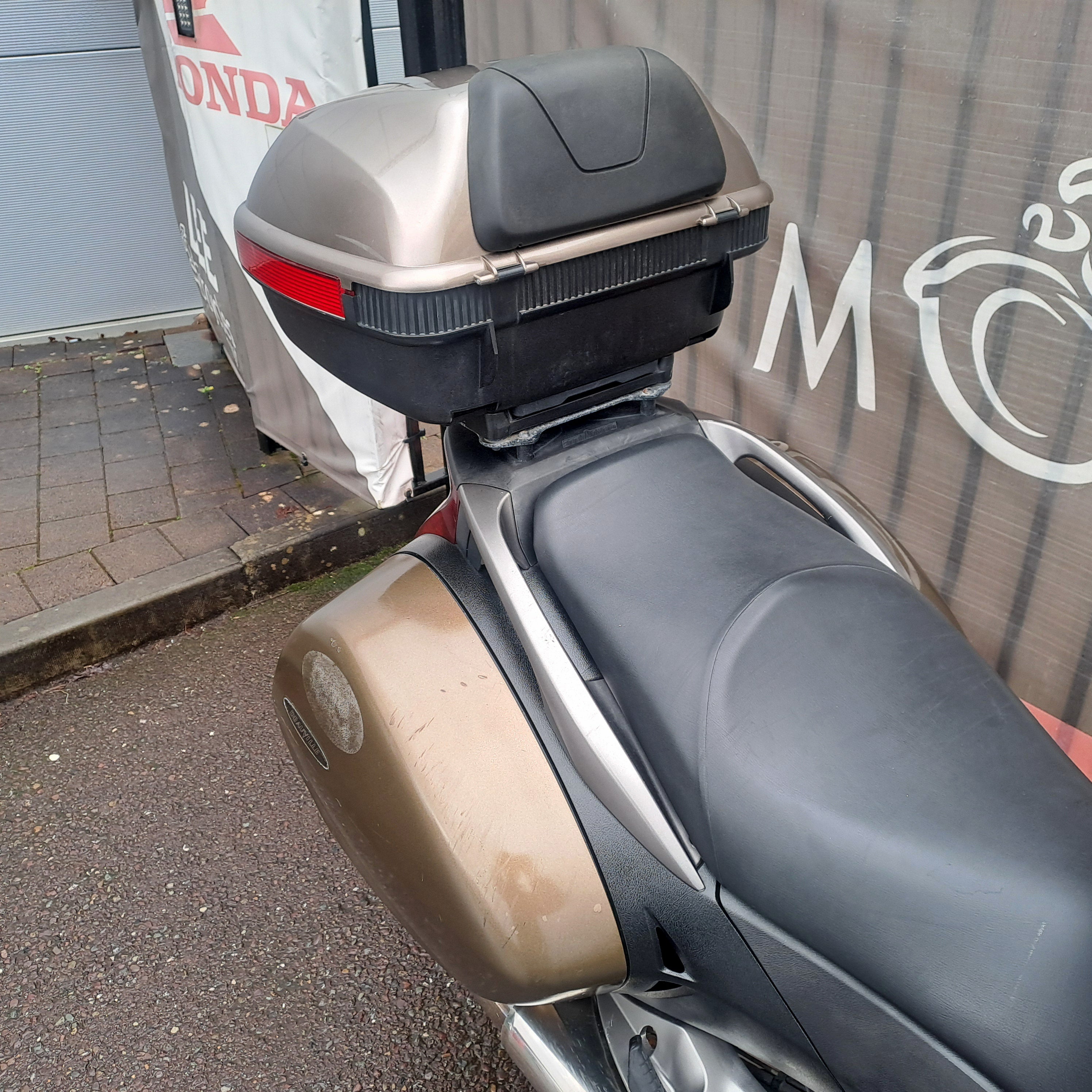 2008 HONDA NT700 DEAUVILLE