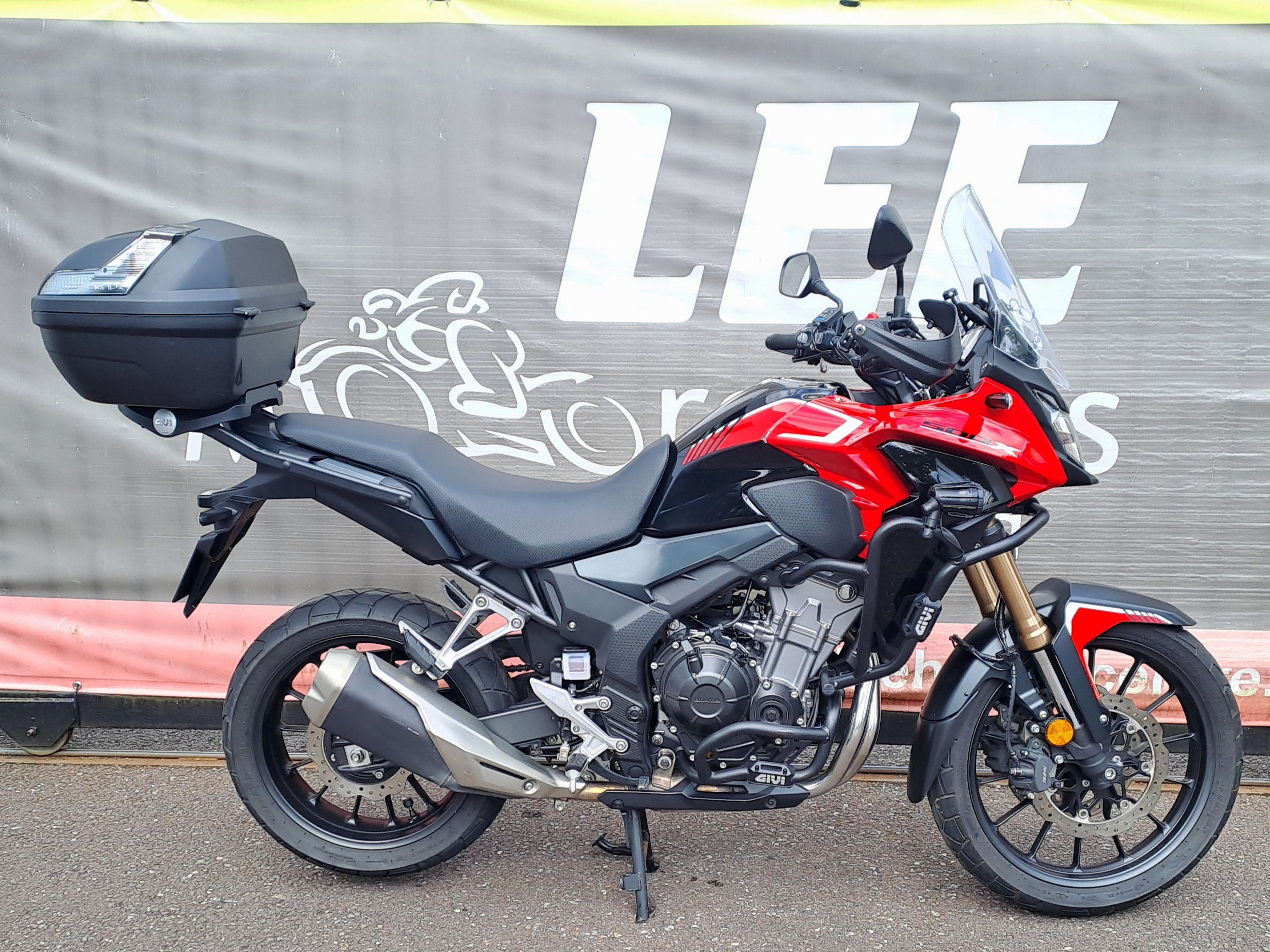 2023 HONDA CB500X